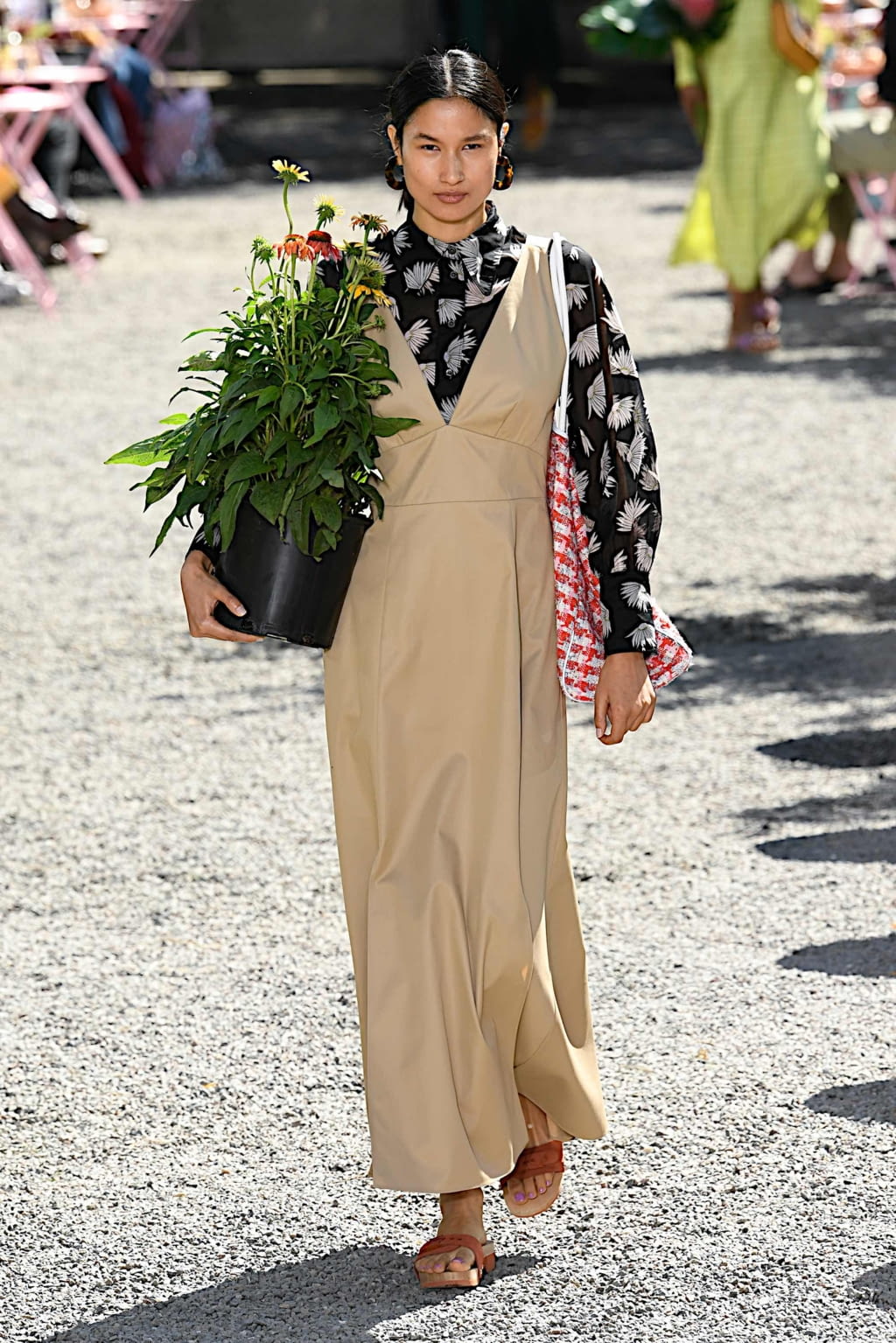 Fashion Week New York Spring/Summer 2020 look 14 from the Kate Spade New York collection womenswear