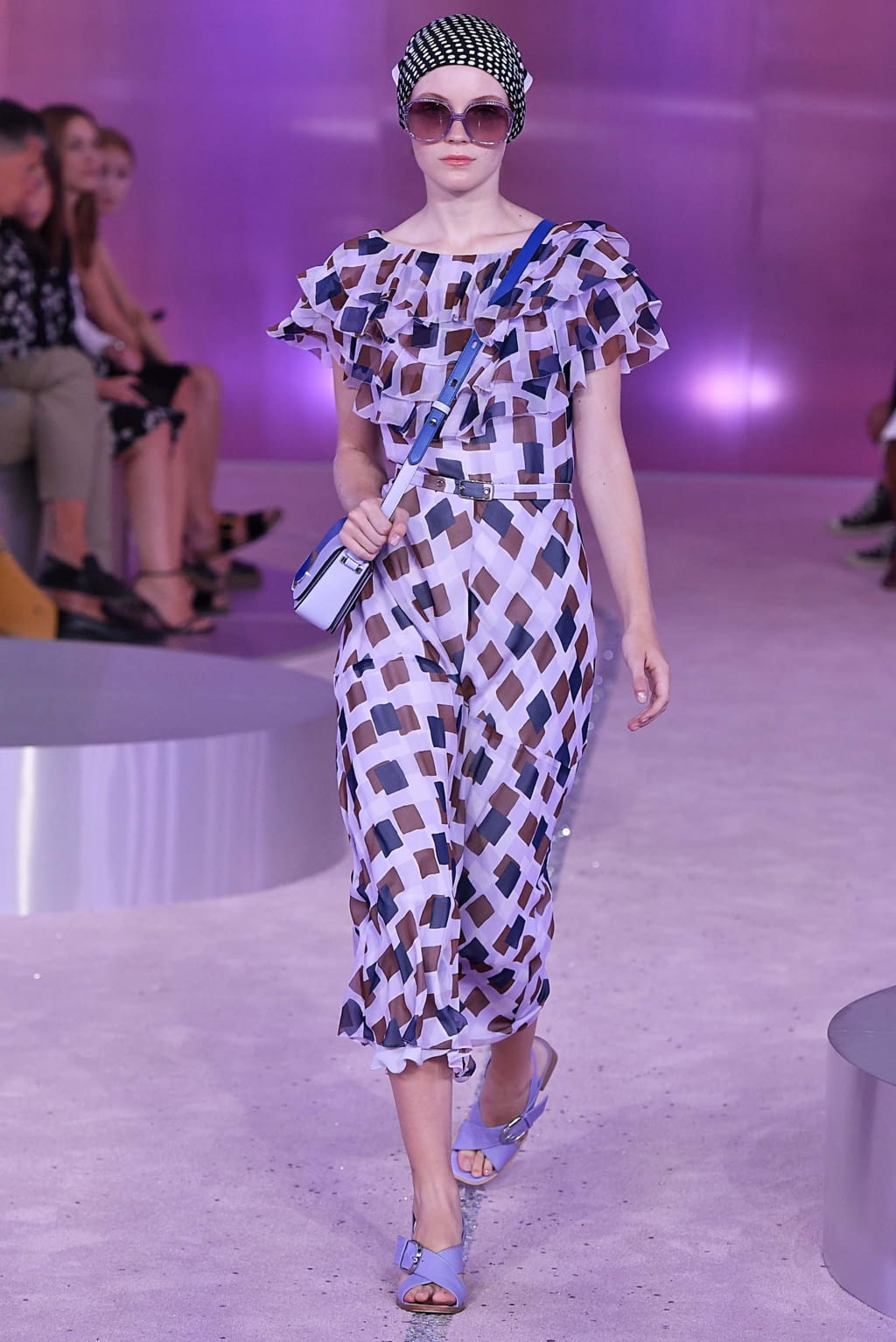 Fashion Week New York Spring/Summer 2019 look 15 from the Kate Spade New York collection 女装