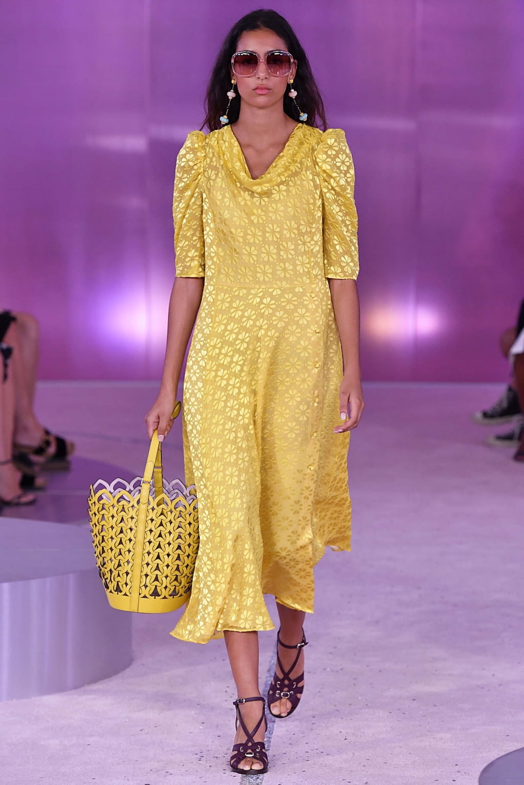 Fashion Week New York Spring/Summer 2019 look 25 from the Kate Spade New York collection womenswear