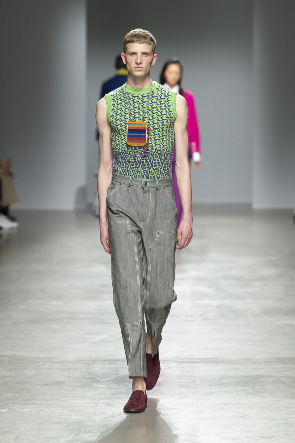 Fashion Week Paris Fall/Winter 2020 look 12 de la collection Kenneth Ize womenswear