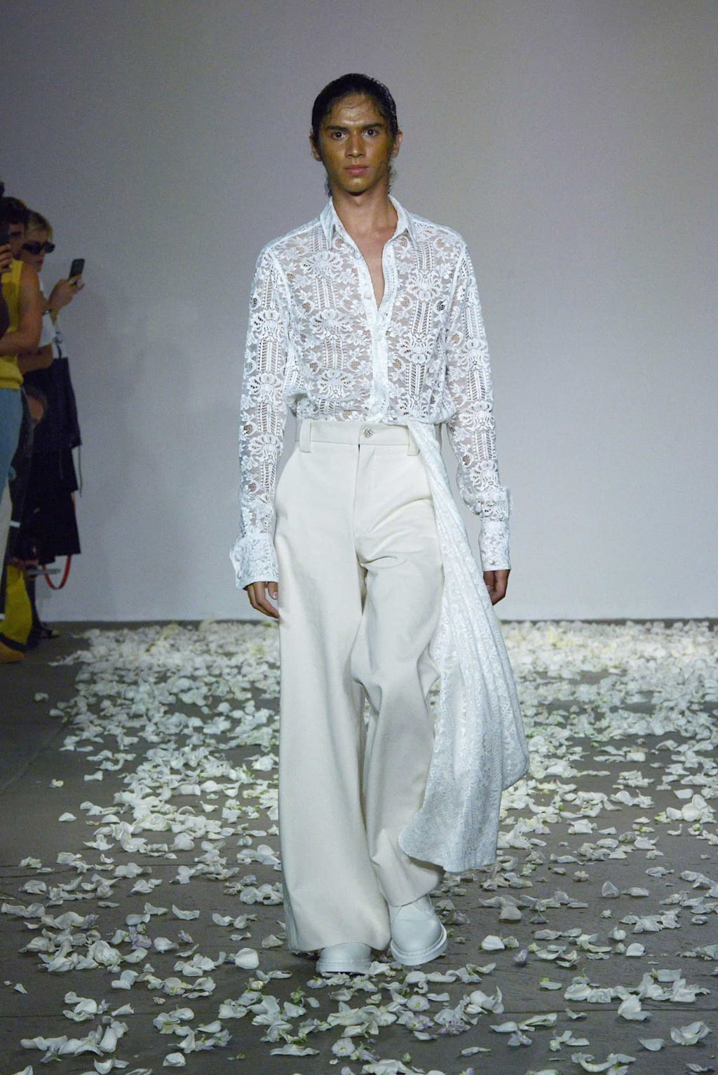 Fashion Week New York Spring/Summer 2019 look 5 from the Kenneth Nicholson collection menswear