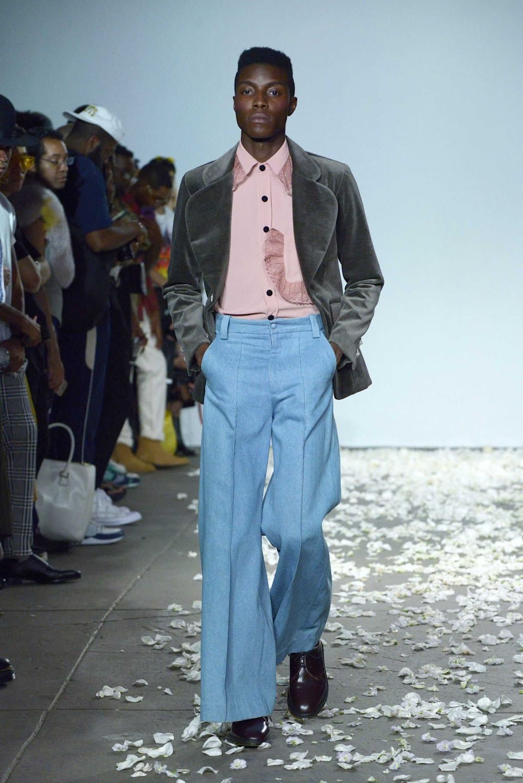 Fashion Week New York Spring/Summer 2019 look 21 de la collection Kenneth Nicholson menswear