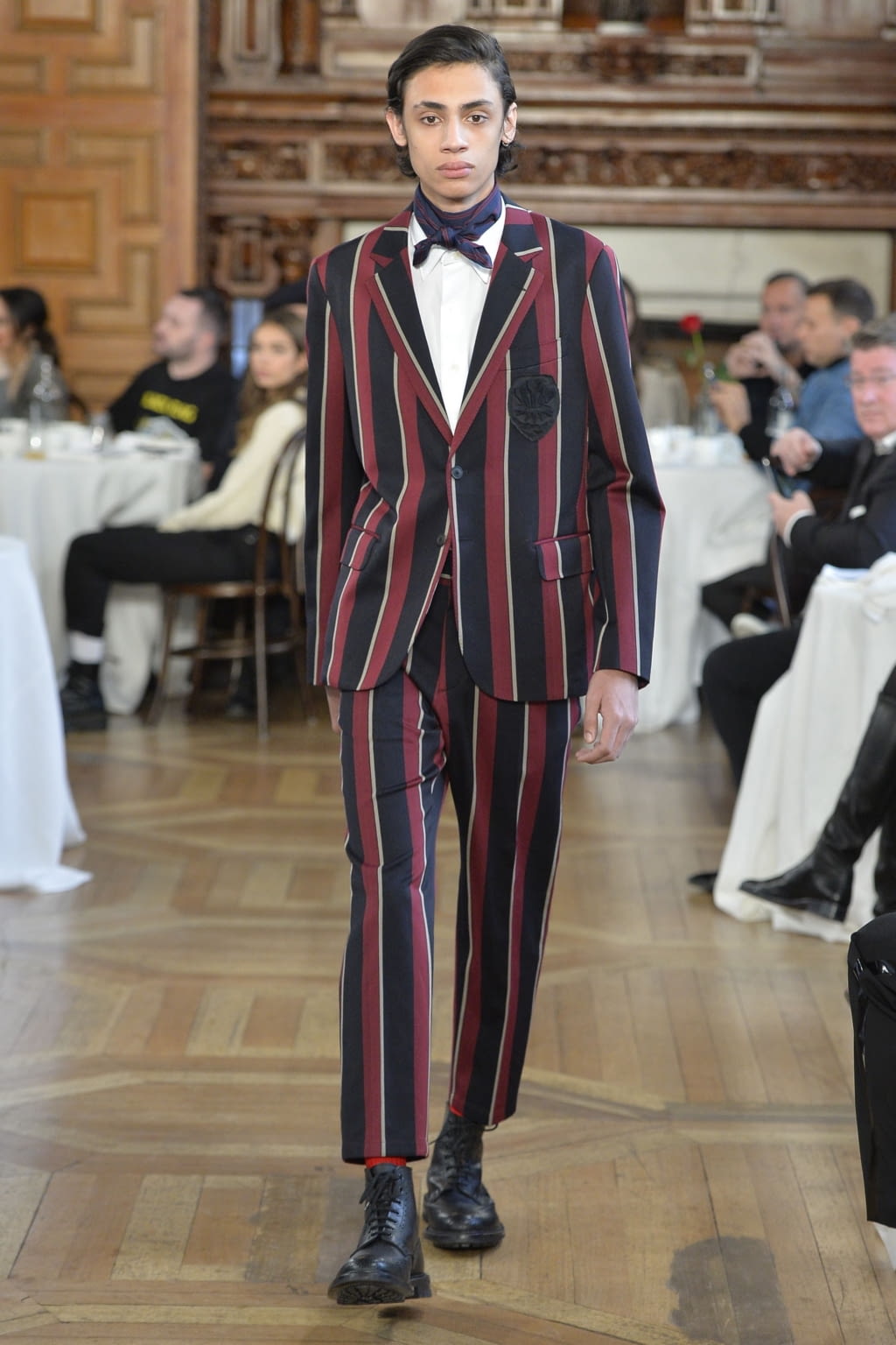 Fashion Week London Fall/Winter 2019 look 27 from the Kent & Curwen collection menswear