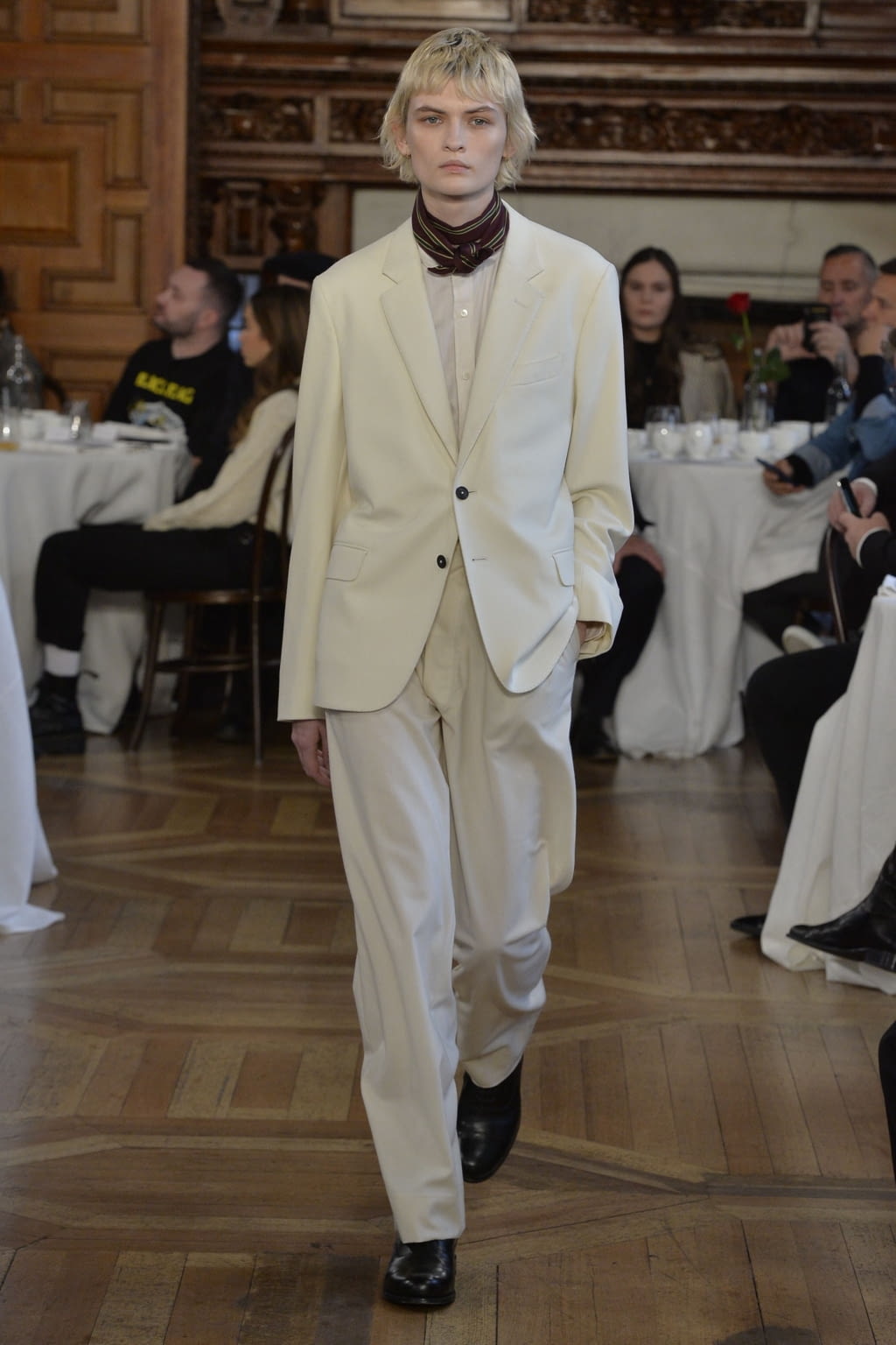 Fashion Week London Fall/Winter 2019 look 29 from the Kent & Curwen collection 男装