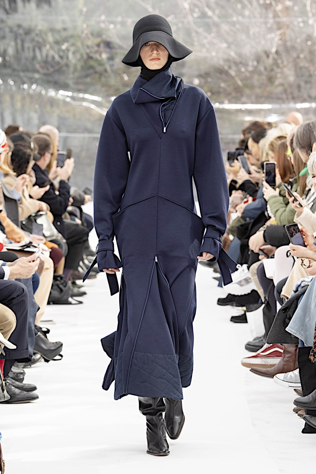 Fashion Week Paris Fall/Winter 2020 look 23 de la collection Kenzo womenswear