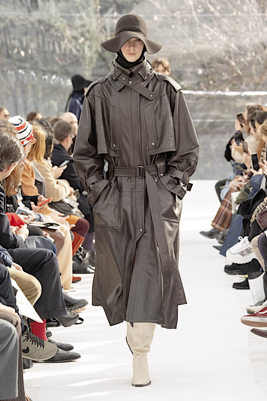 Fashion Week Paris Fall/Winter 2020 look 46 de la collection Kenzo womenswear