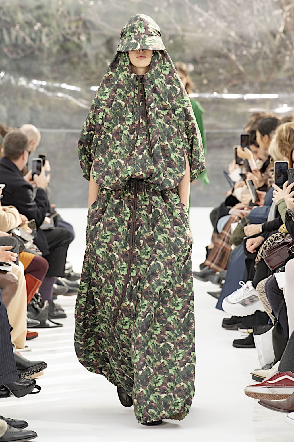 Fashion Week Paris Fall/Winter 2020 look 48 from the Kenzo collection womenswear