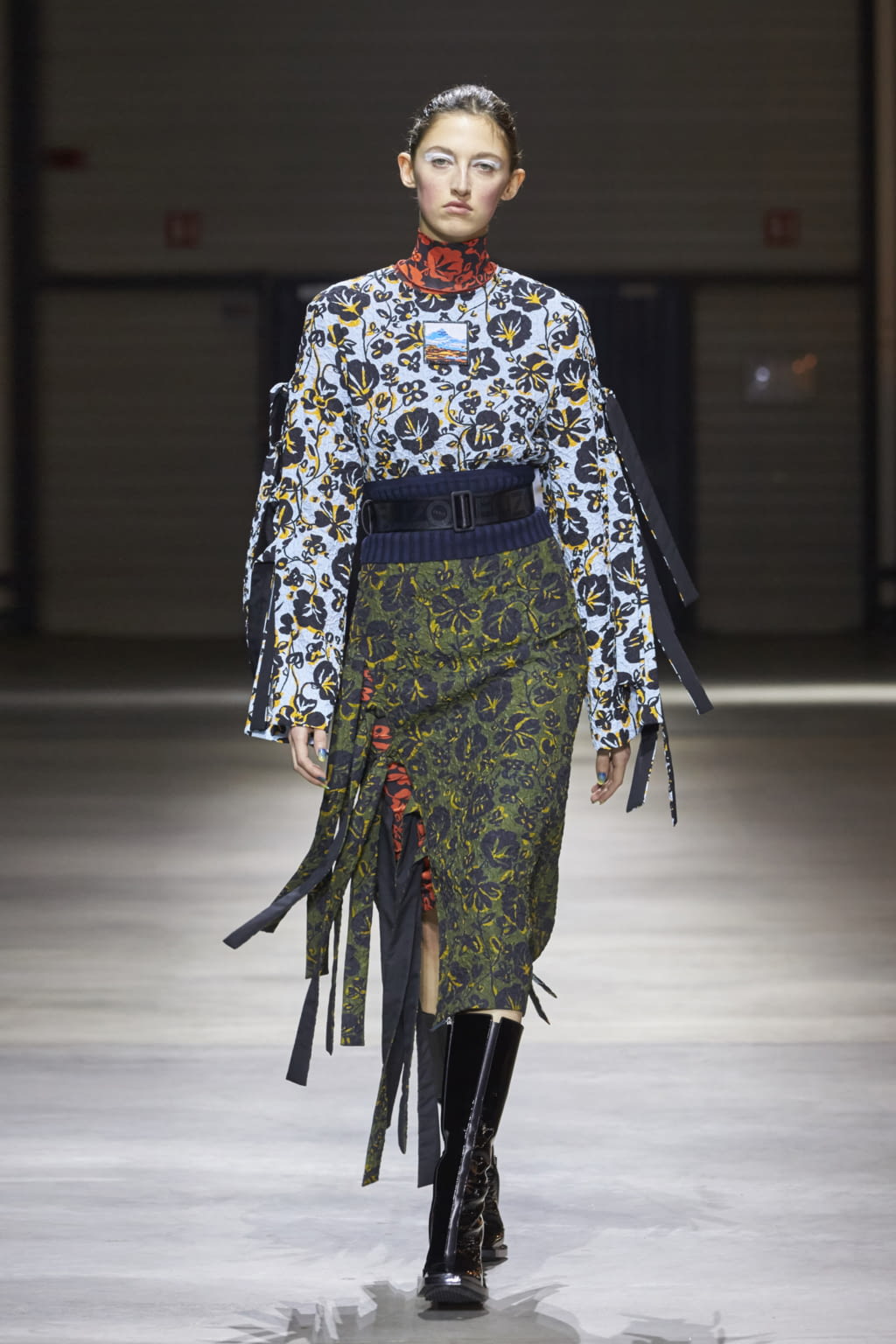Fashion Week Paris Fall/Winter 2017 look 39 from the Kenzo collection womenswear