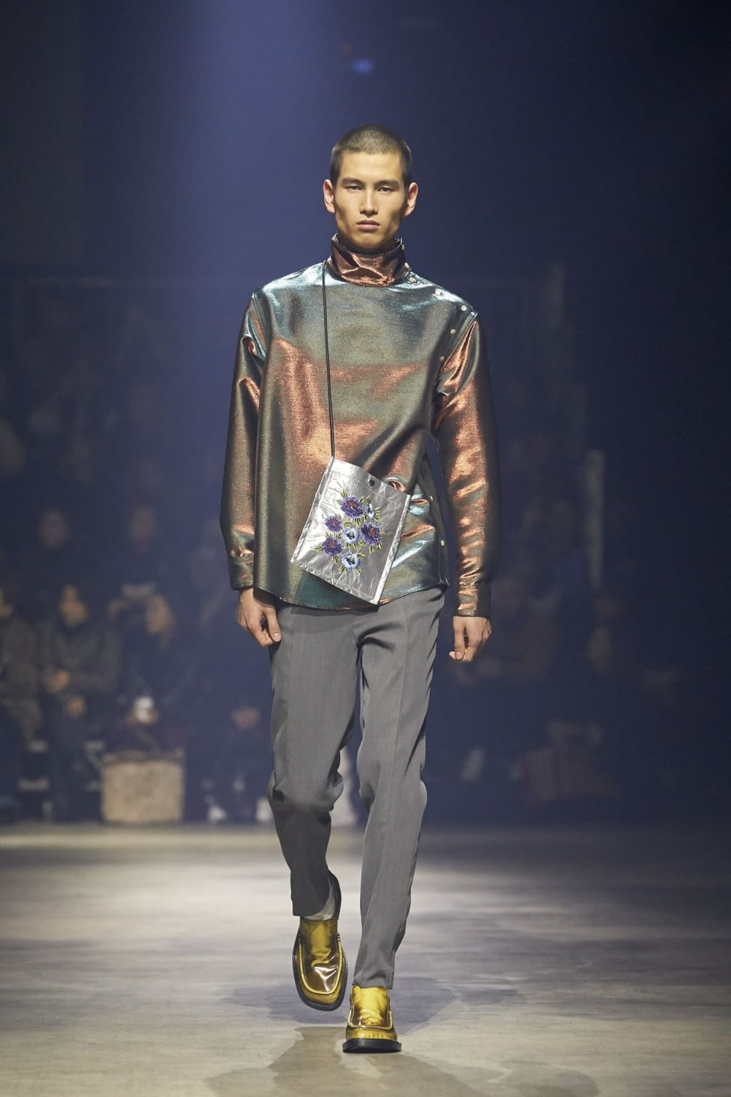 Fashion Week Paris Fall/Winter 2018 look 24 from the Kenzo collection 男装