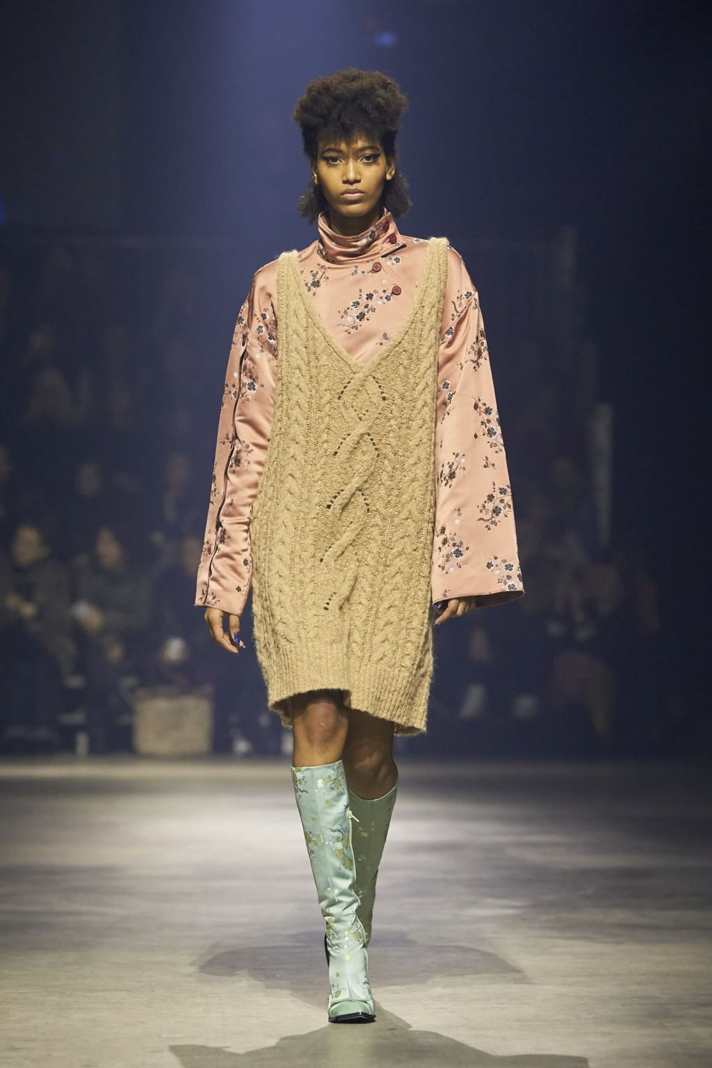 Fashion Week Paris Fall/Winter 2018 look 25 de la collection Kenzo womenswear