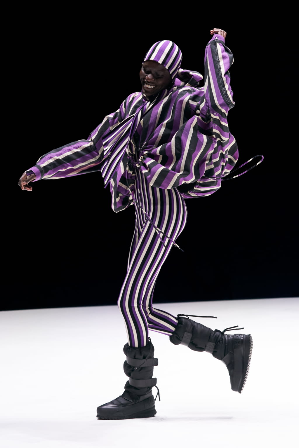Fashion Week Paris Fall/Winter 2021 look 12 from the Kenzo collection 女装