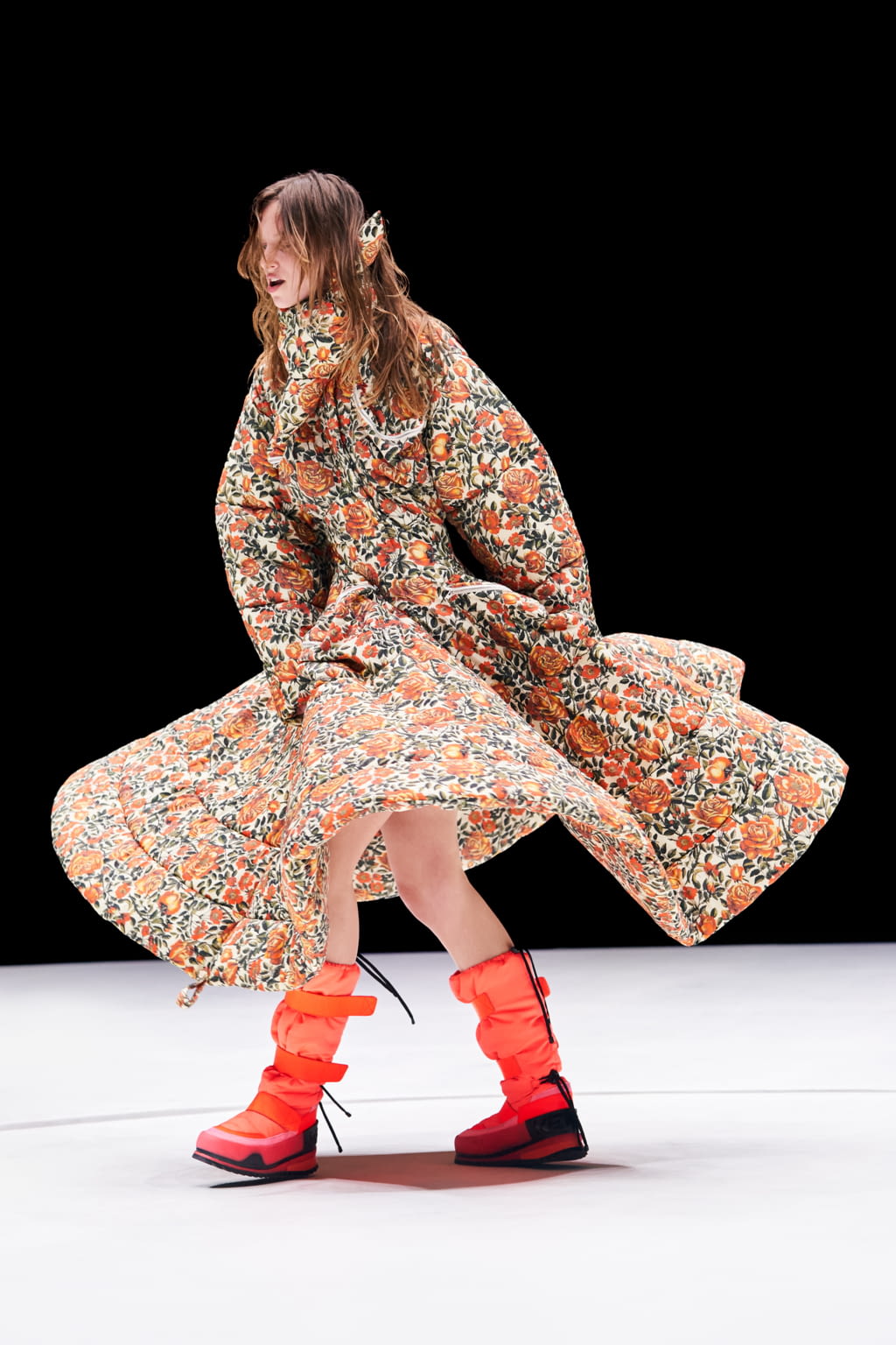 Fashion Week Paris Fall/Winter 2021 look 35 from the Kenzo collection womenswear