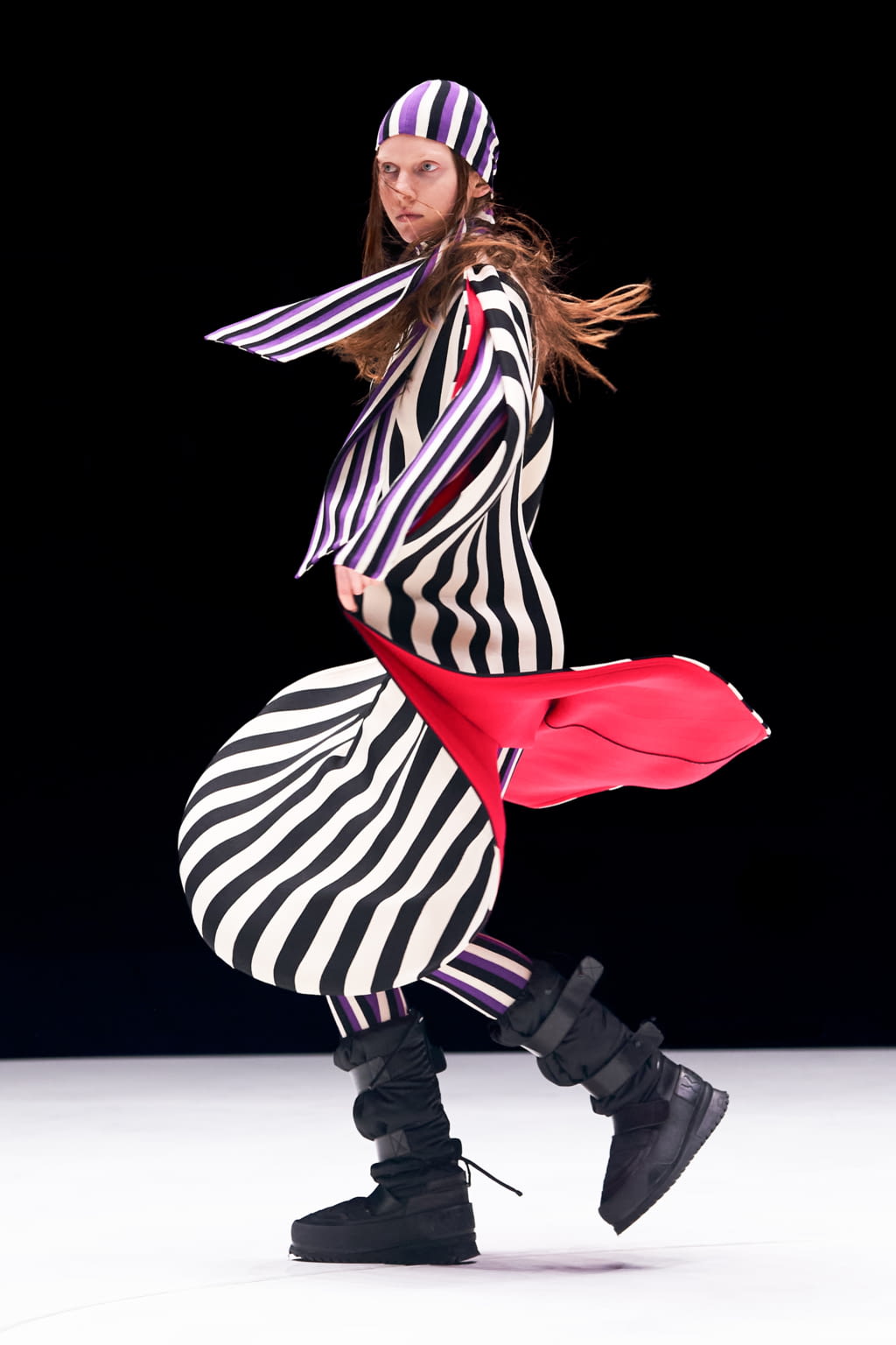 Fashion Week Paris Fall/Winter 2021 look 63 from the Kenzo collection womenswear