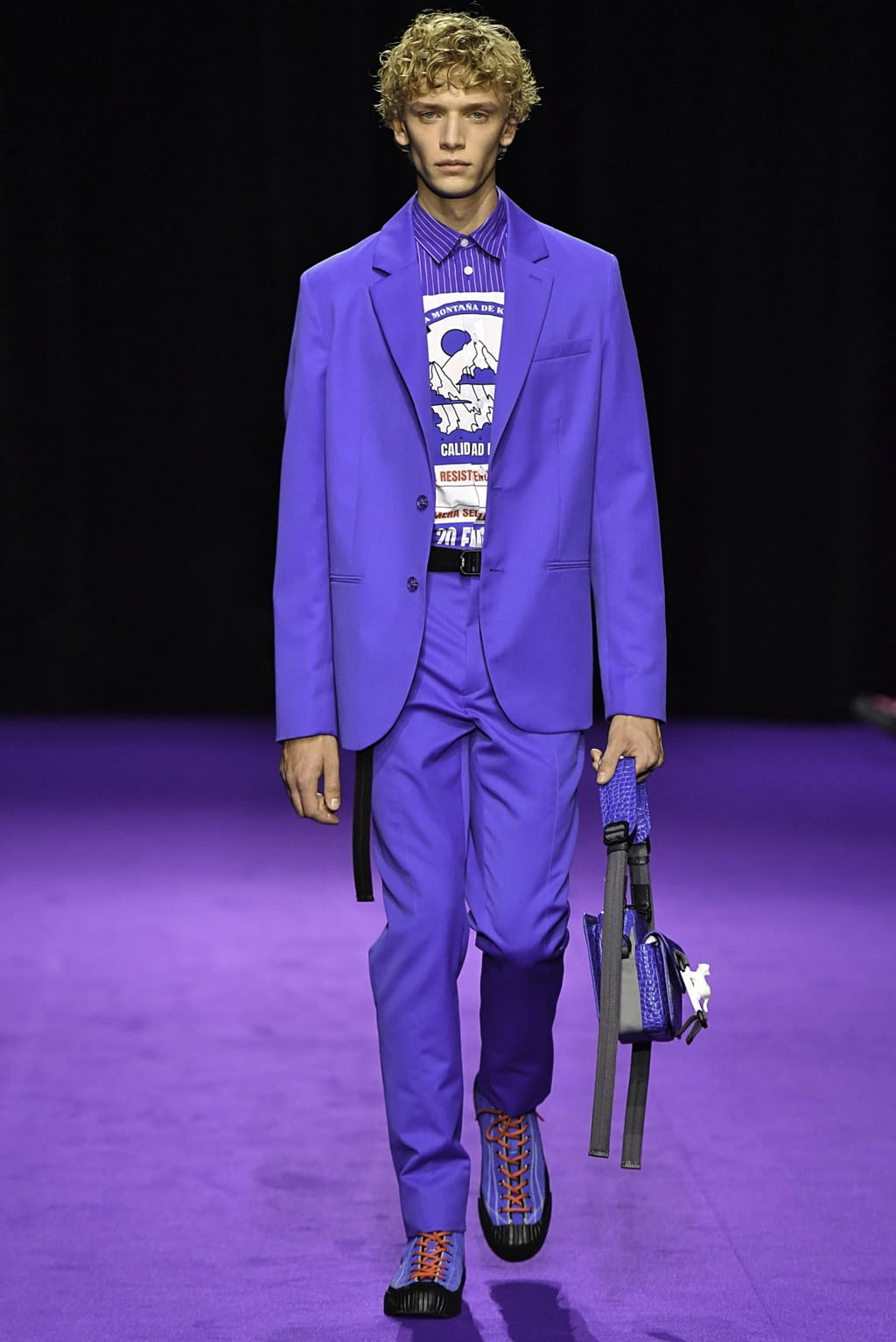 Fashion Week Paris Fall/Winter 2019 look 19 from the Kenzo collection menswear