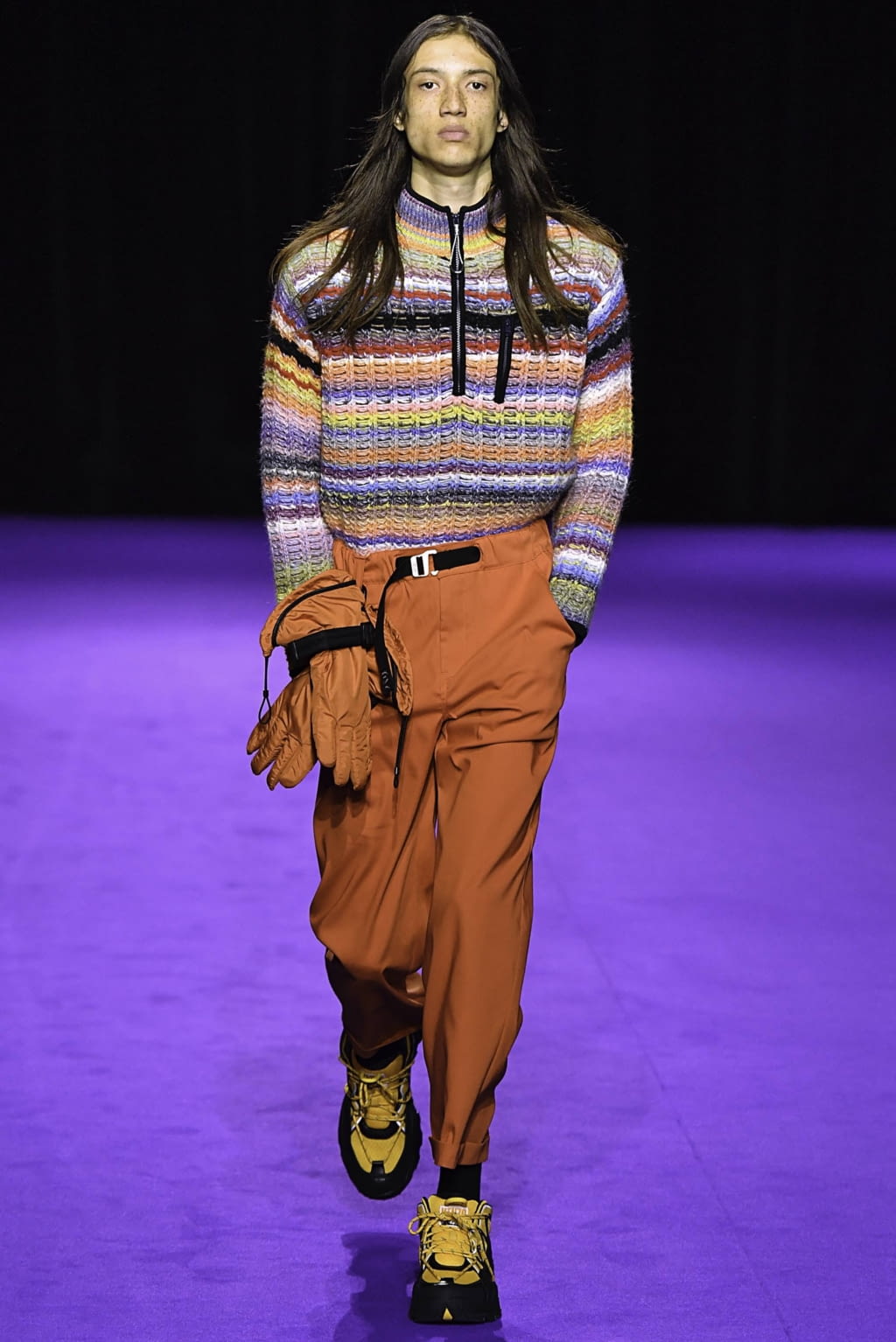 Fashion Week Paris Fall/Winter 2019 look 22 from the Kenzo collection 男装