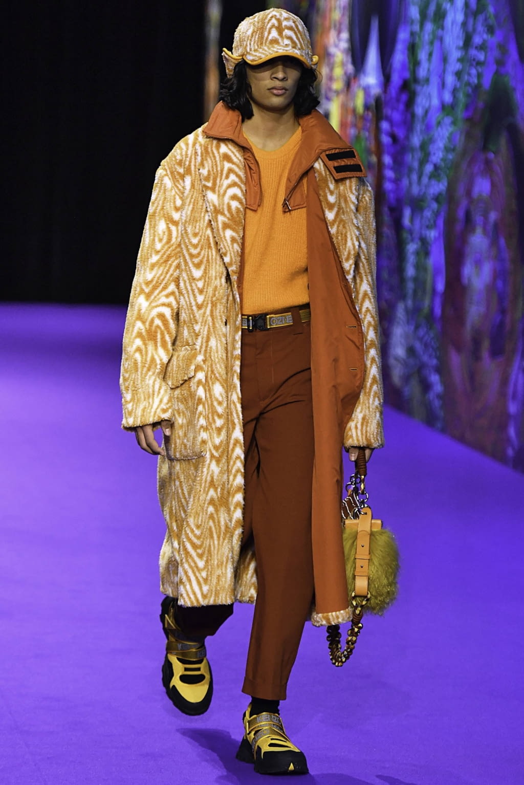Fashion Week Paris Fall/Winter 2019 look 34 from the Kenzo collection menswear