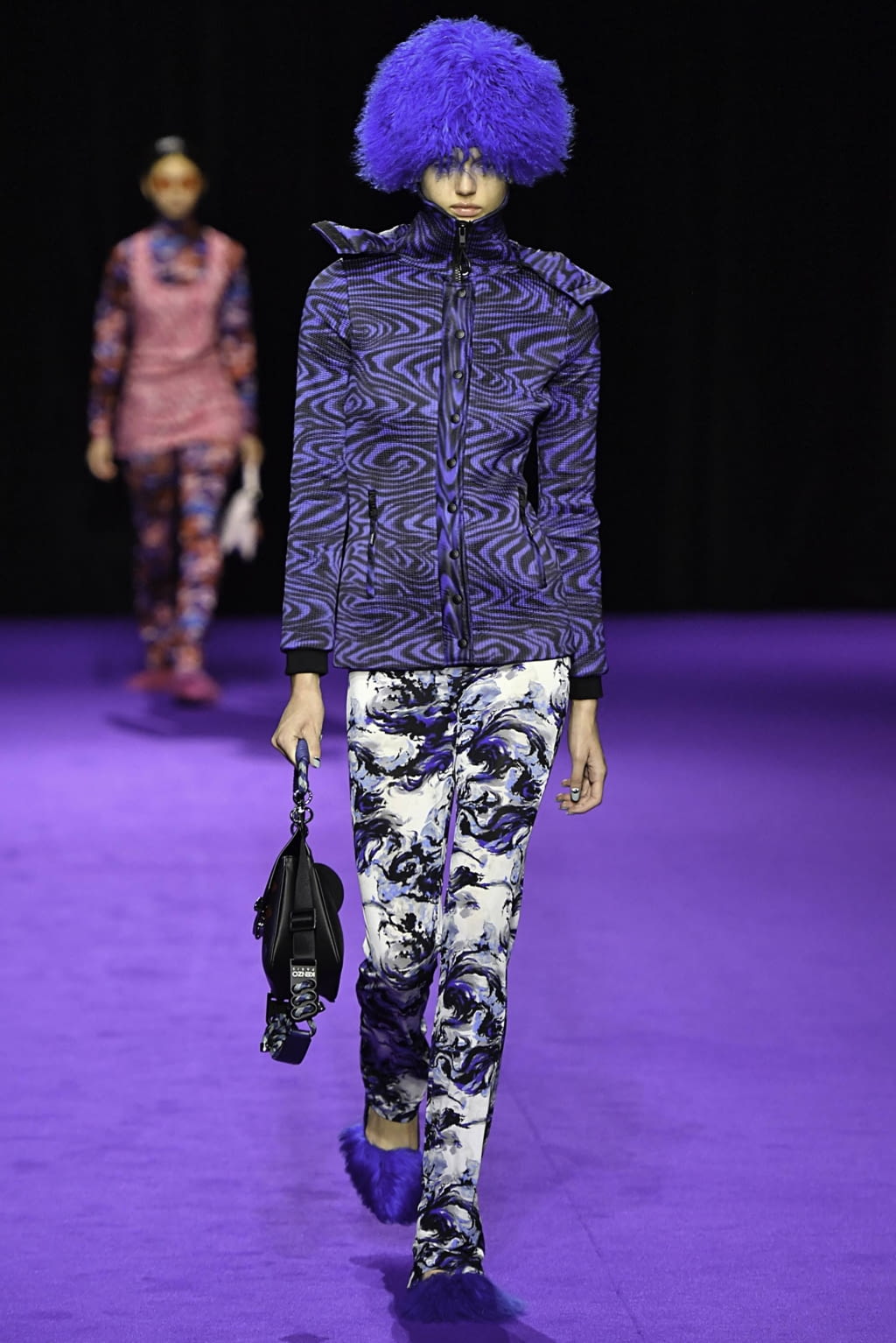 Fashion Week Paris Fall/Winter 2019 look 30 de la collection Kenzo womenswear