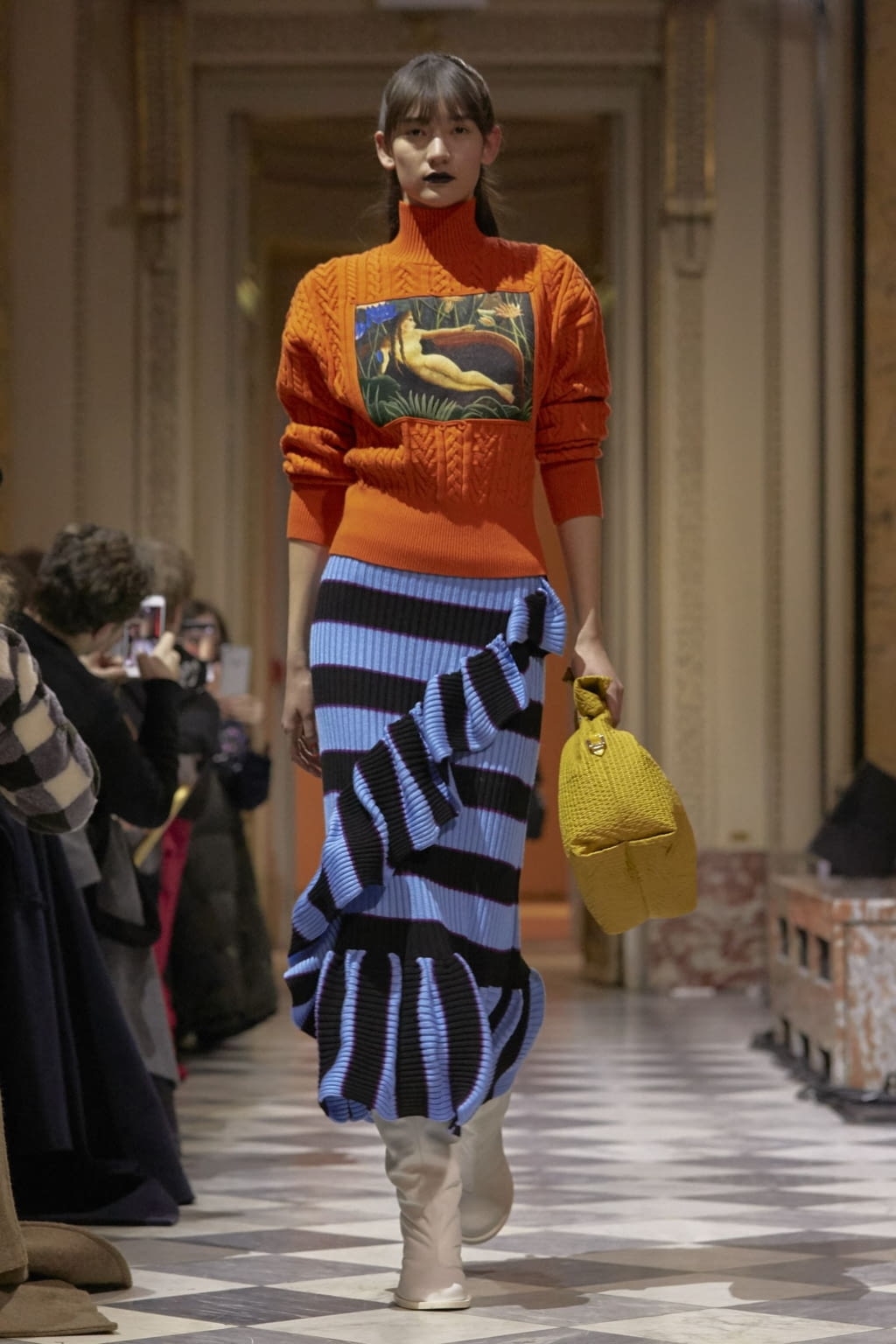 Fashion Week Paris Fall/Winter 2018 look 4 from the Kenzo Memento collection 女装