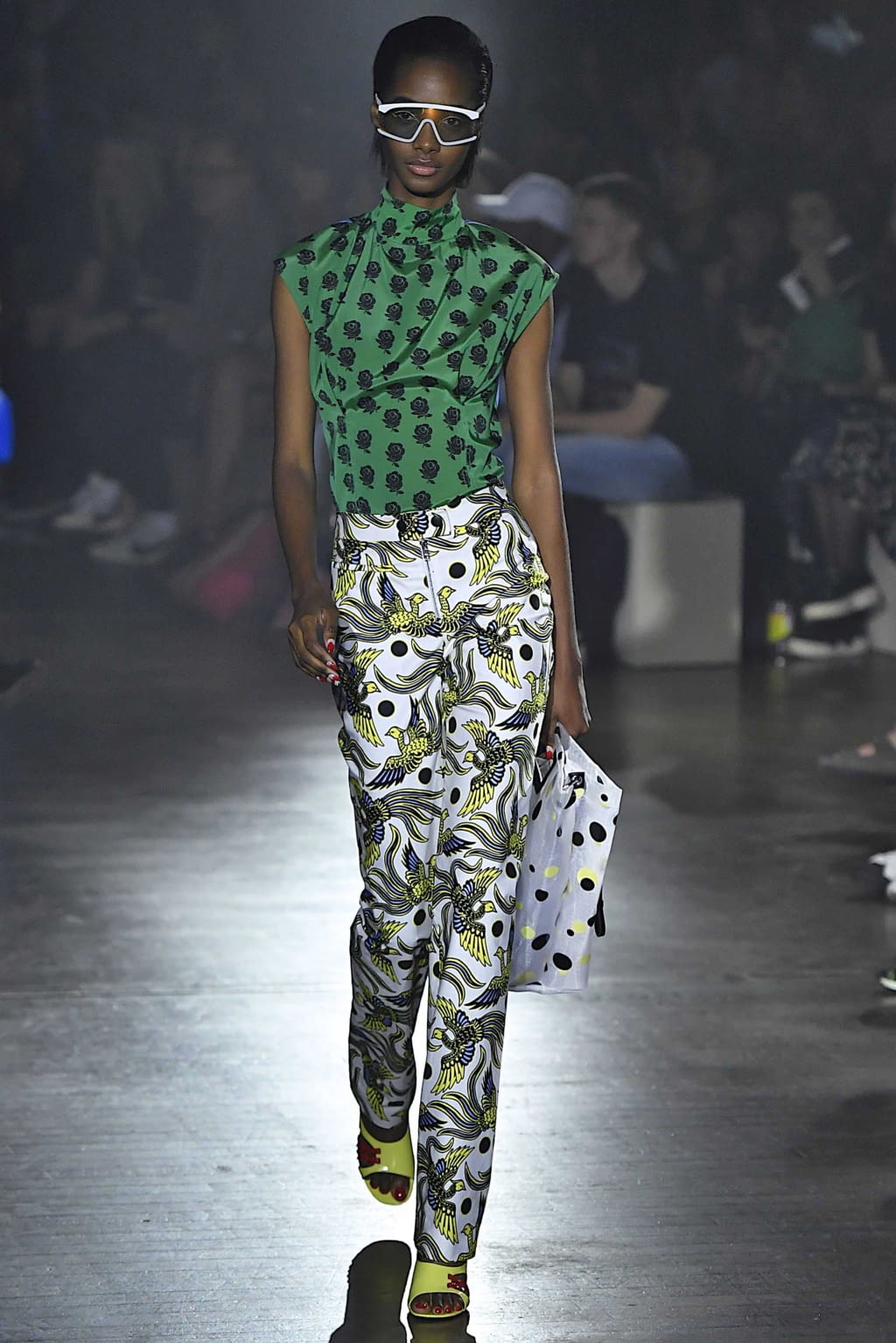 Fashion Week Paris Spring/Summer 2019 look 18 from the Kenzo collection 女装