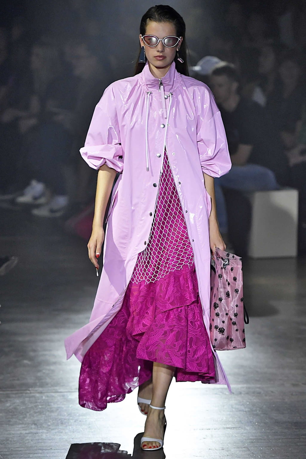 Fashion Week Paris Spring/Summer 2019 look 28 from the Kenzo collection womenswear