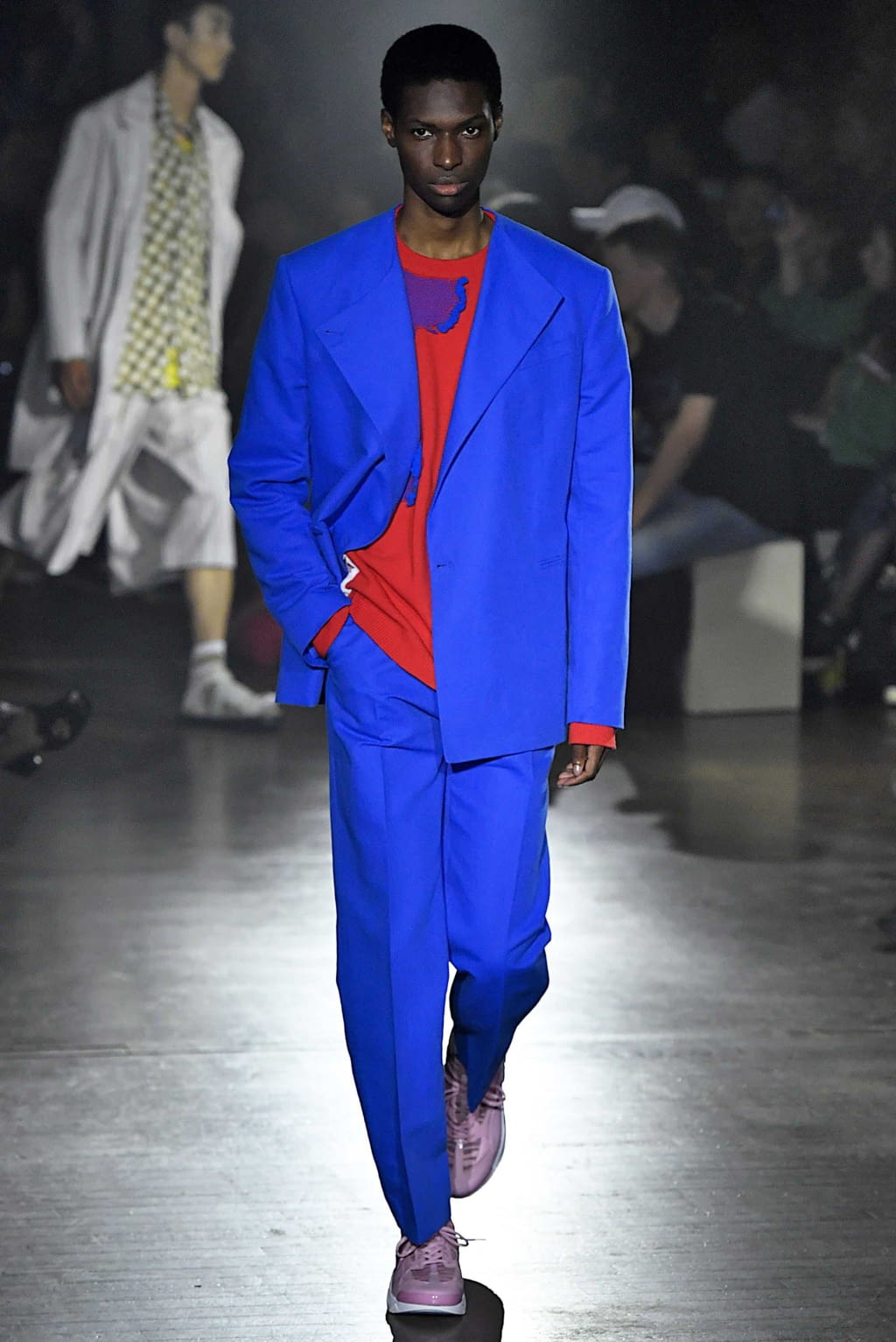 Fashion Week Paris Spring/Summer 2019 look 32 from the Kenzo collection menswear