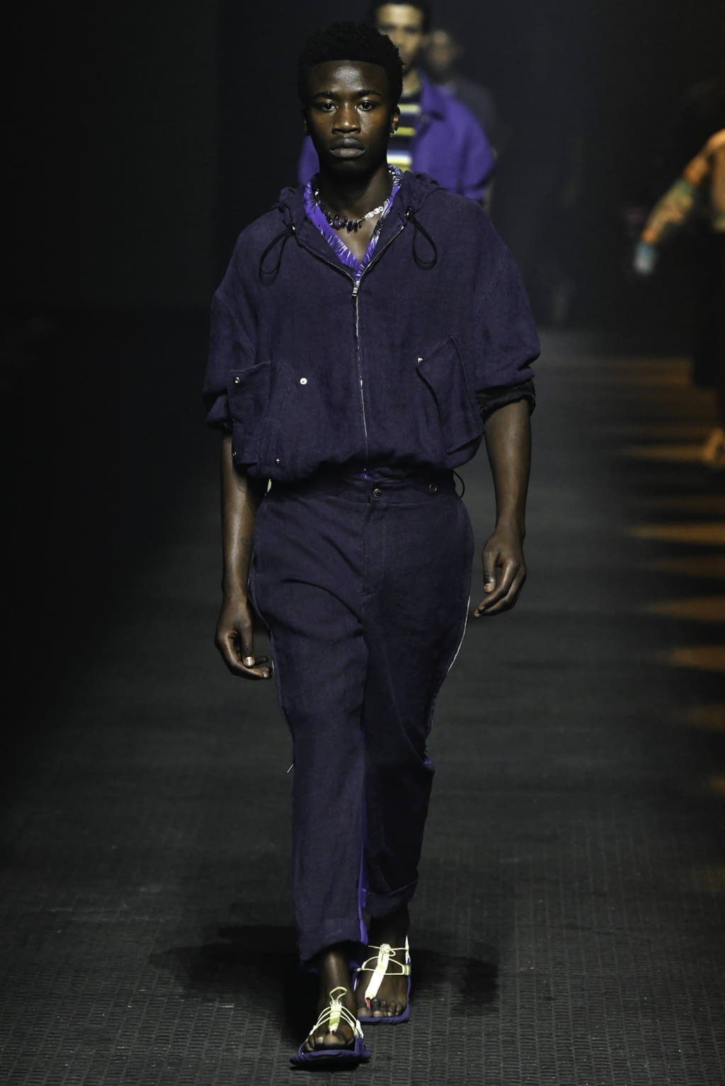 Fashion Week Paris Spring/Summer 2020 look 10 from the Kenzo collection 男装