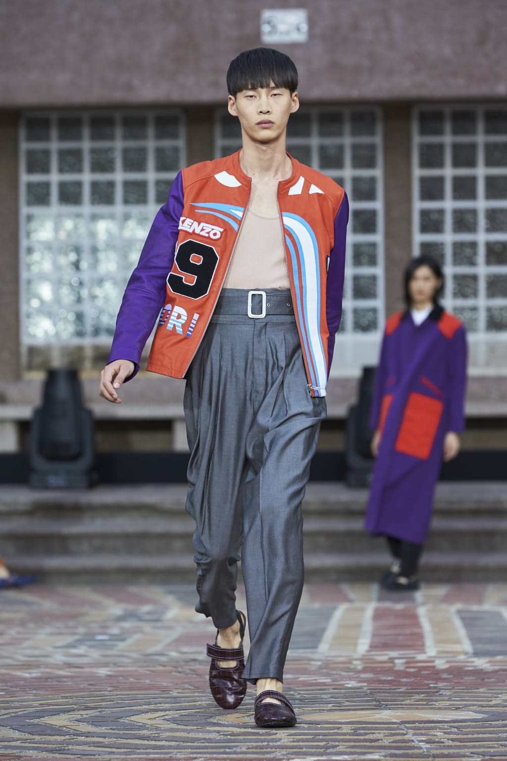 Fashion Week Paris Spring/Summer 2018 look 20 from the Kenzo collection menswear