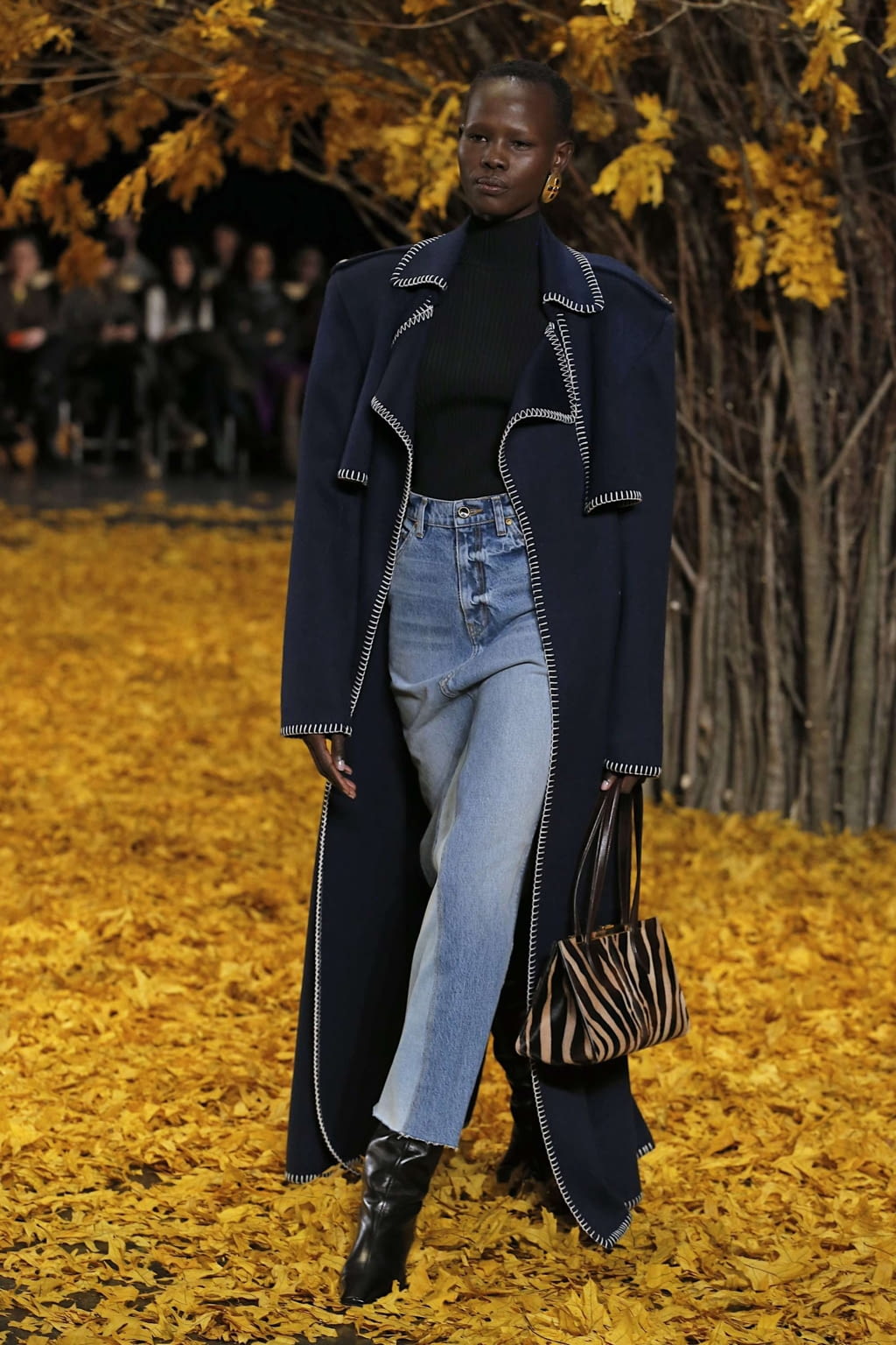 Fashion Week New York Fall/Winter 2019 look 15 from the Khaite collection 女装