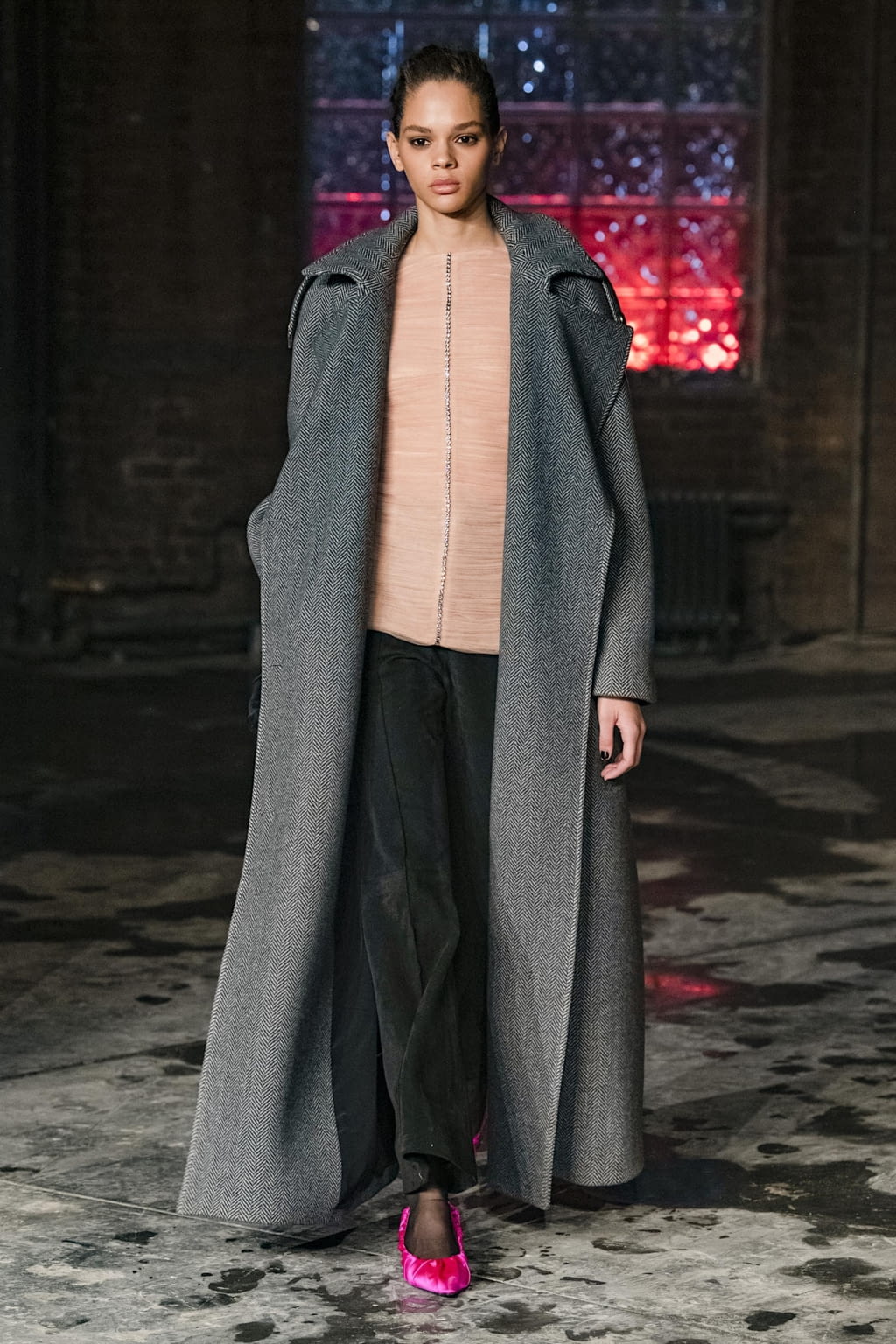 Fashion Week New York Fall/Winter 2020 look 29 de la collection Khaite womenswear