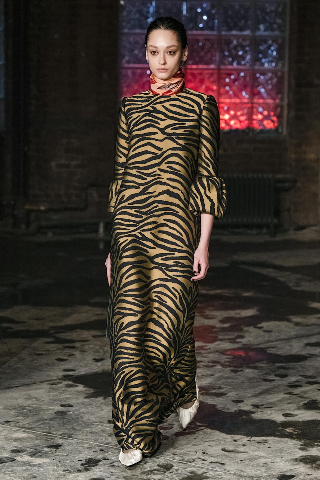 Fashion Week New York Fall/Winter 2020 look 34 from the Khaite collection 女装
