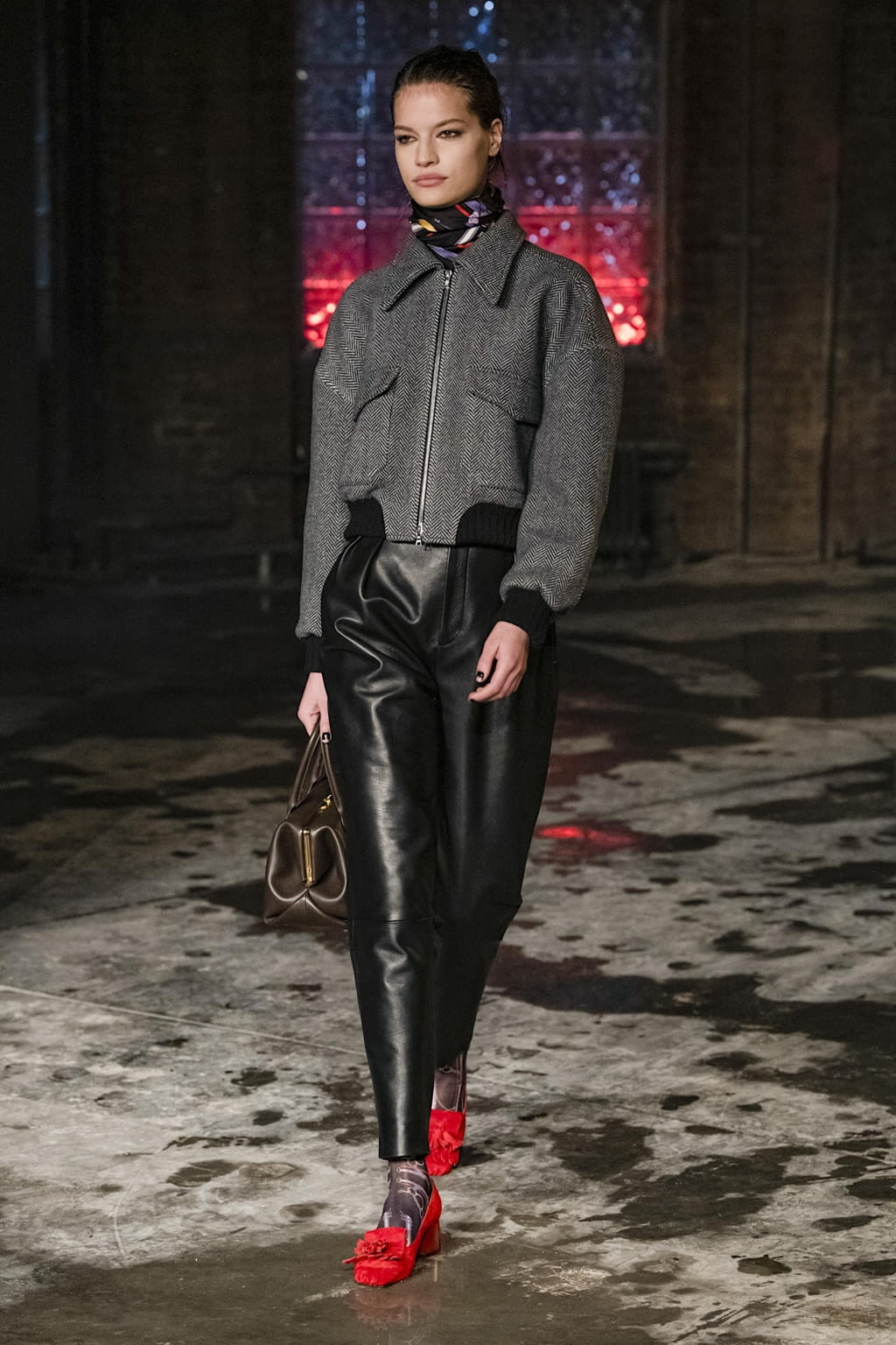 Fashion Week New York Fall/Winter 2020 look 40 de la collection Khaite womenswear