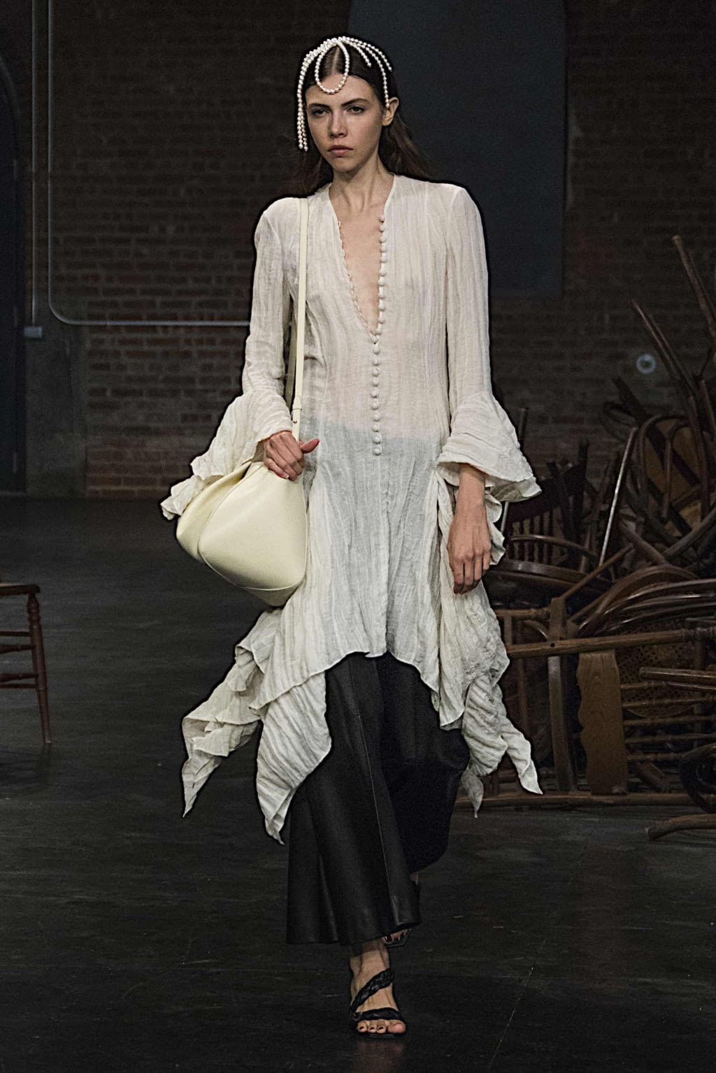 Fashion Week New York Spring/Summer 2020 look 10 from the Khaite collection womenswear