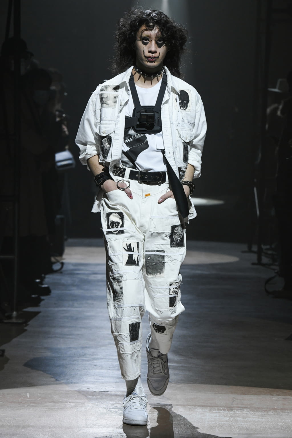 Fashion Week Paris Fall/Winter 2021 look 1 from the KIDILL collection 男装