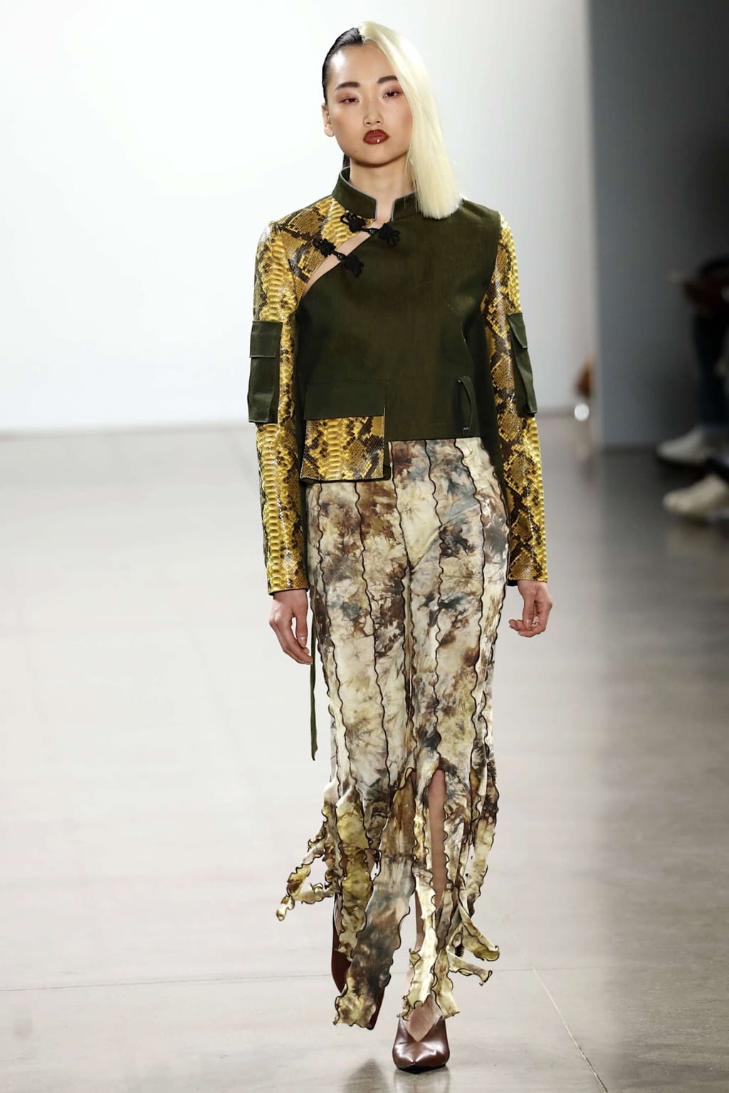 Fashion Week New York Fall/Winter 2019 look 8 de la collection Kim Shui womenswear