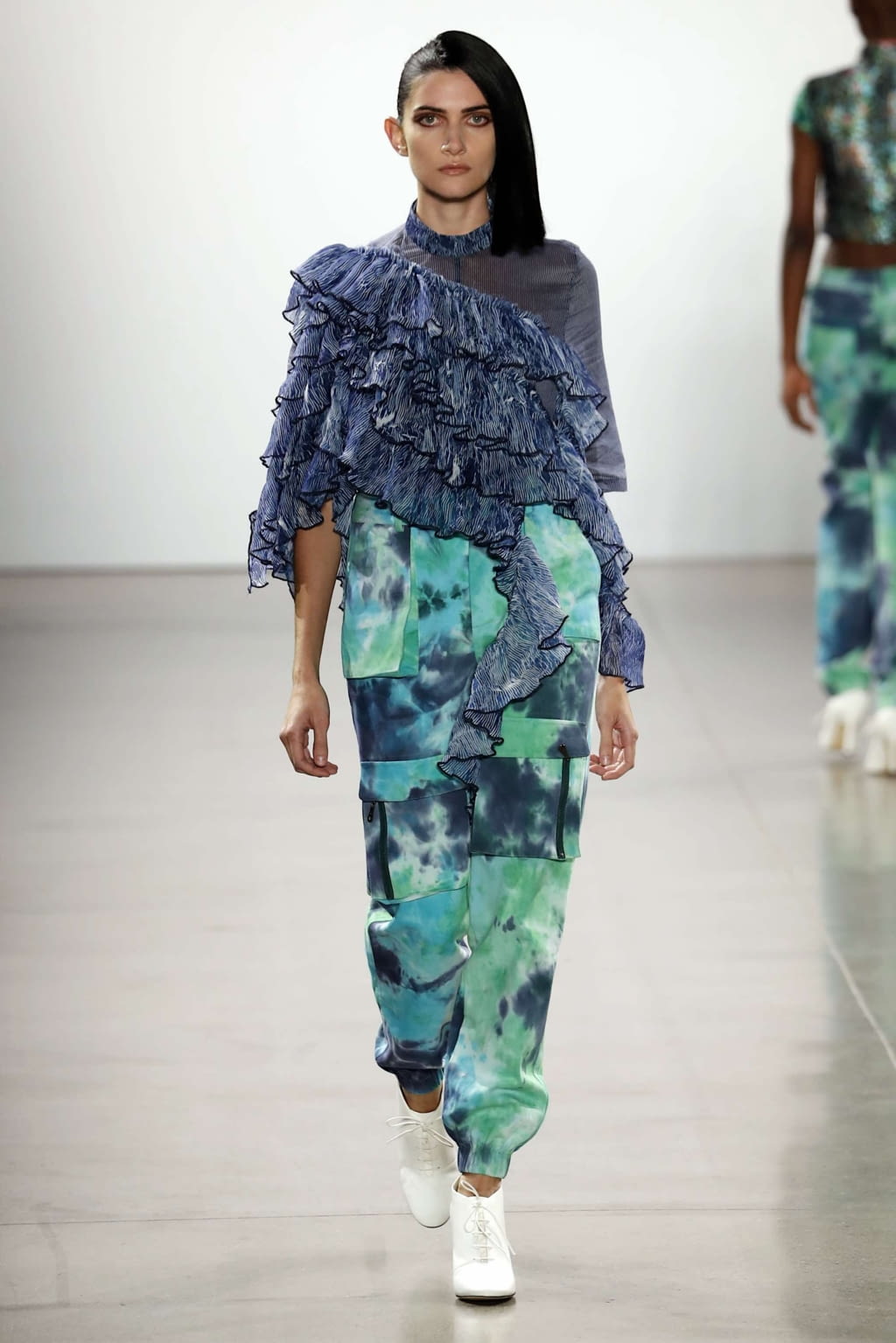 Fashion Week New York Fall/Winter 2019 look 23 de la collection Kim Shui womenswear
