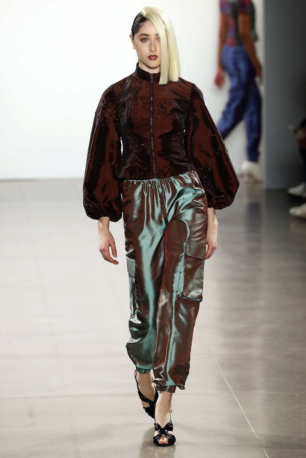 Fashion Week New York Fall/Winter 2019 look 27 from the Kim Shui collection 女装