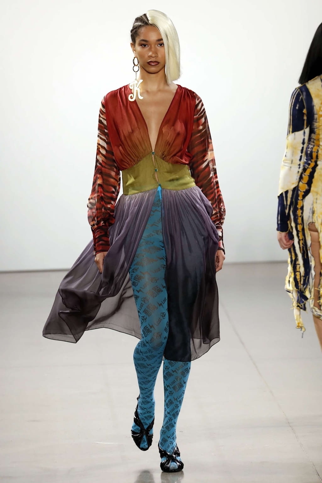 Fashion Week New York Fall/Winter 2019 look 37 from the Kim Shui collection 女装