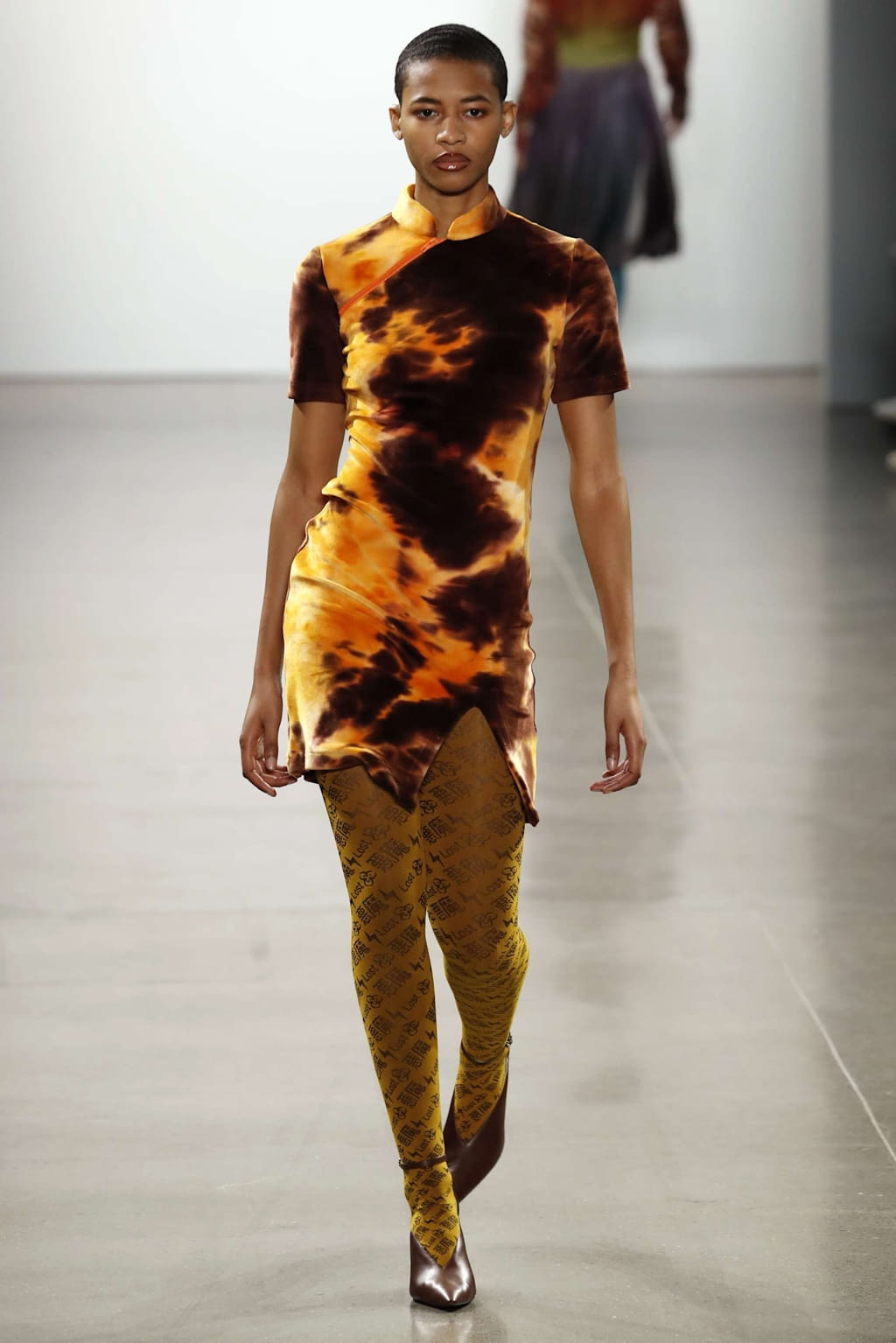 Fashion Week New York Fall/Winter 2019 look 39 de la collection Kim Shui womenswear