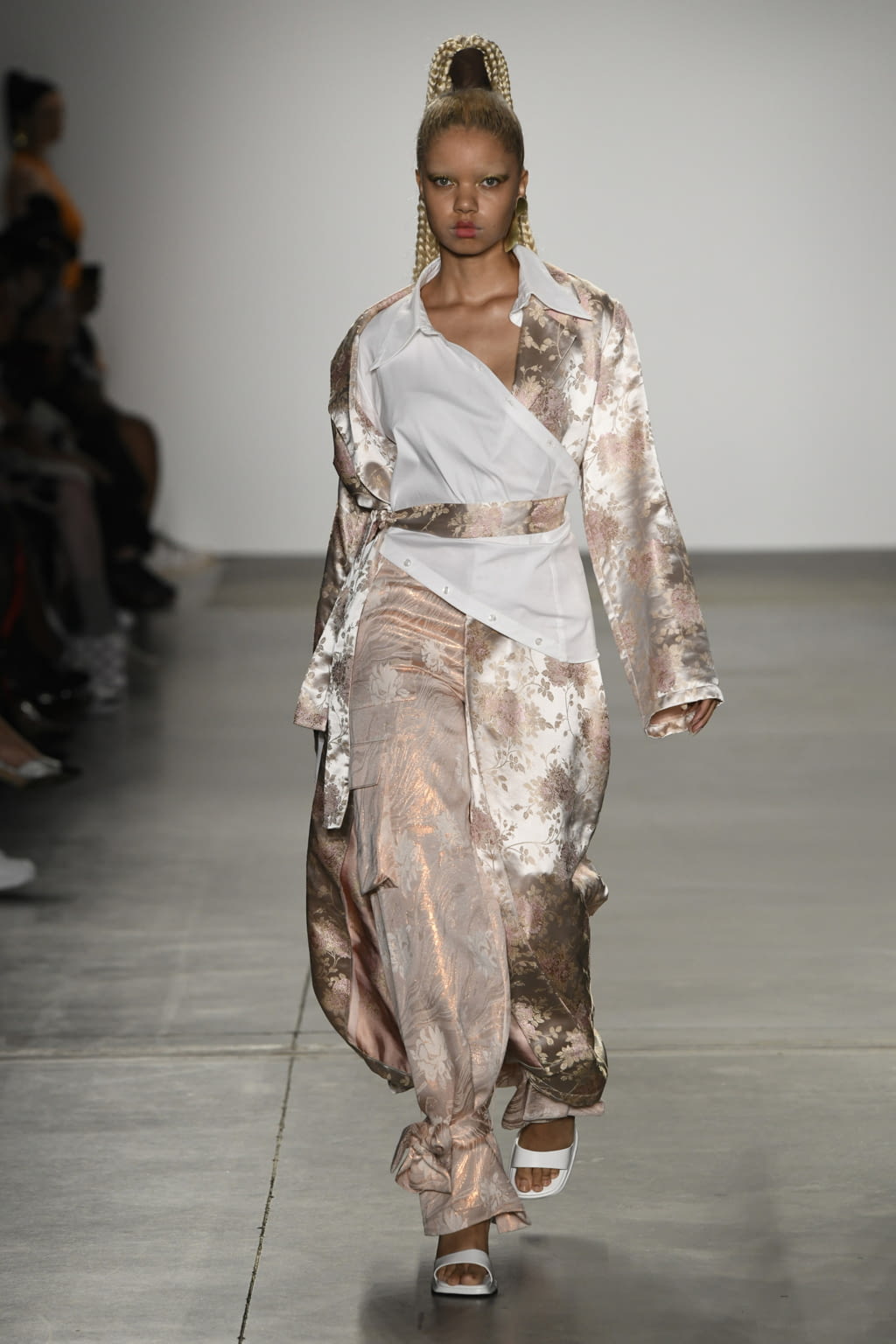 Fashion Week New York Spring/Summer 2019 look 8 from the Kim Shui collection womenswear