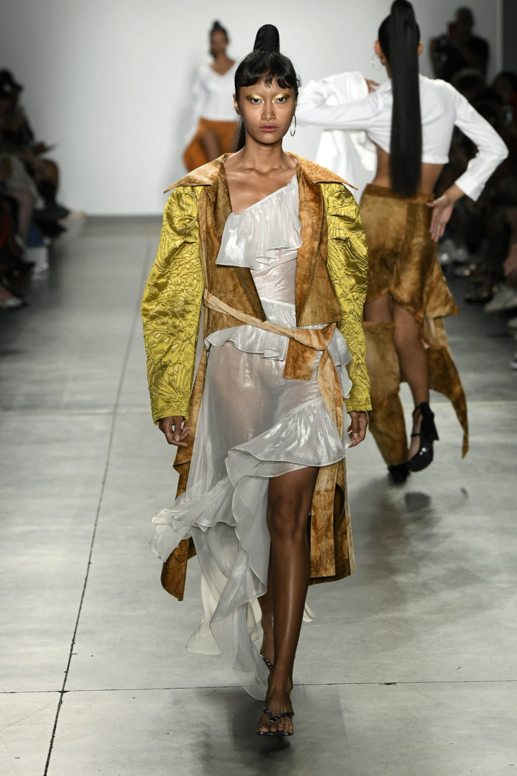 Fashion Week New York Spring/Summer 2019 look 21 from the Kim Shui collection womenswear