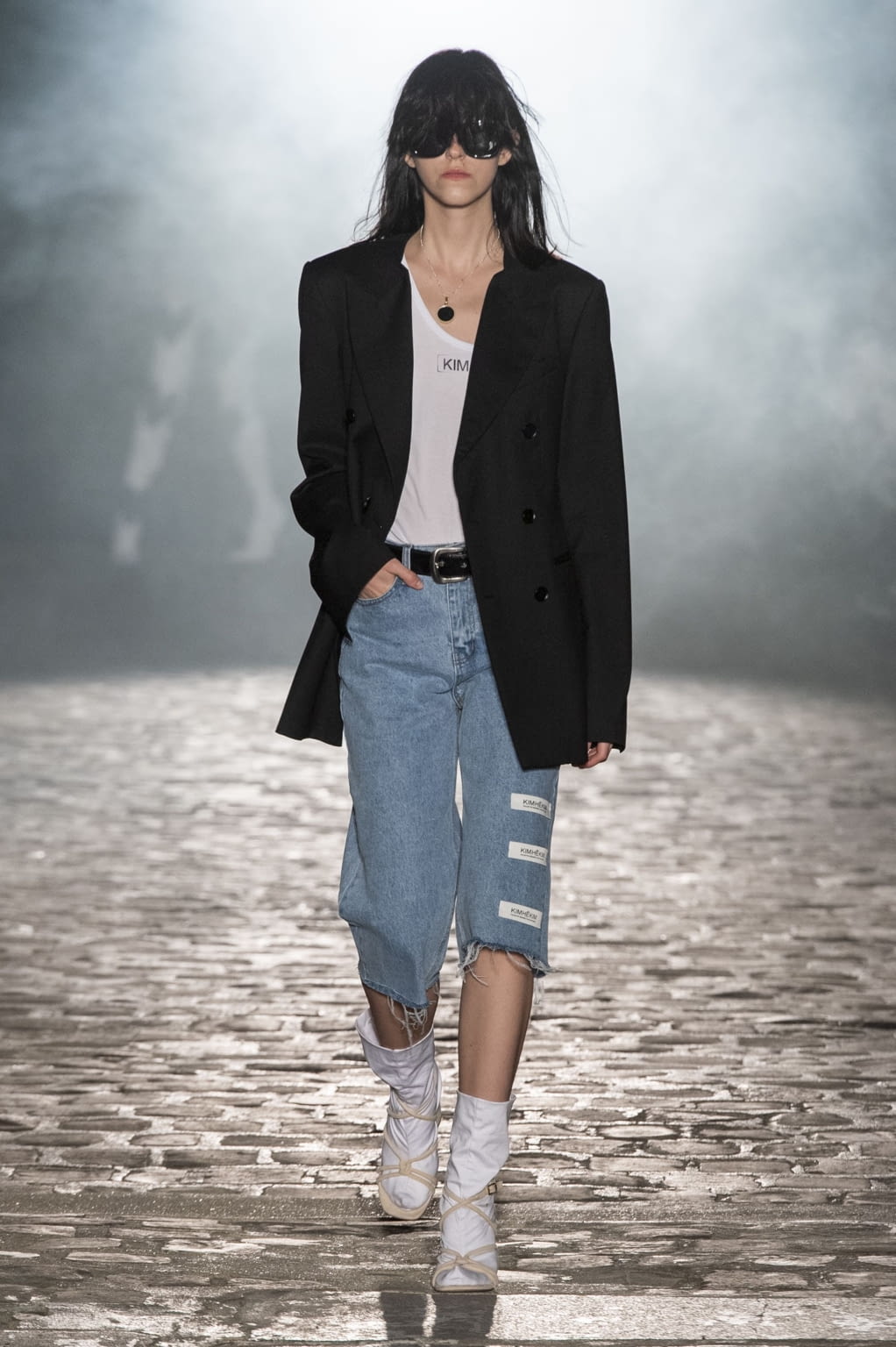 Fashion Week Paris Fall/Winter 2020 look 6 from the Kimhekim collection 女装