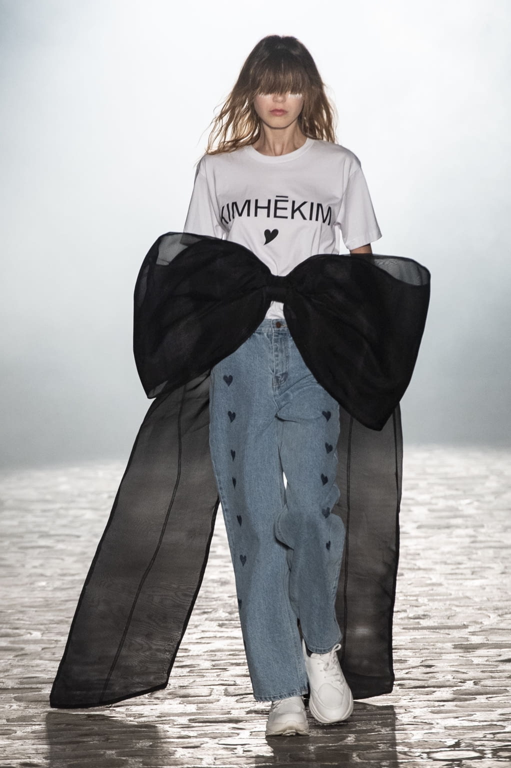 Fashion Week Paris Fall/Winter 2020 look 14 from the Kimhekim collection womenswear
