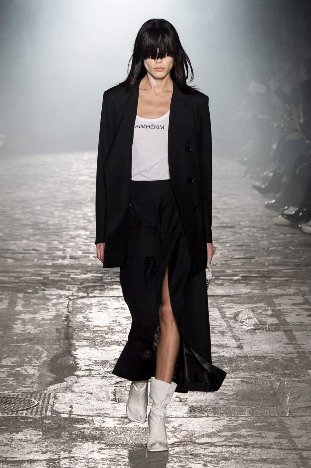 Fashion Week Paris Fall/Winter 2020 look 19 from the Kimhekim collection womenswear