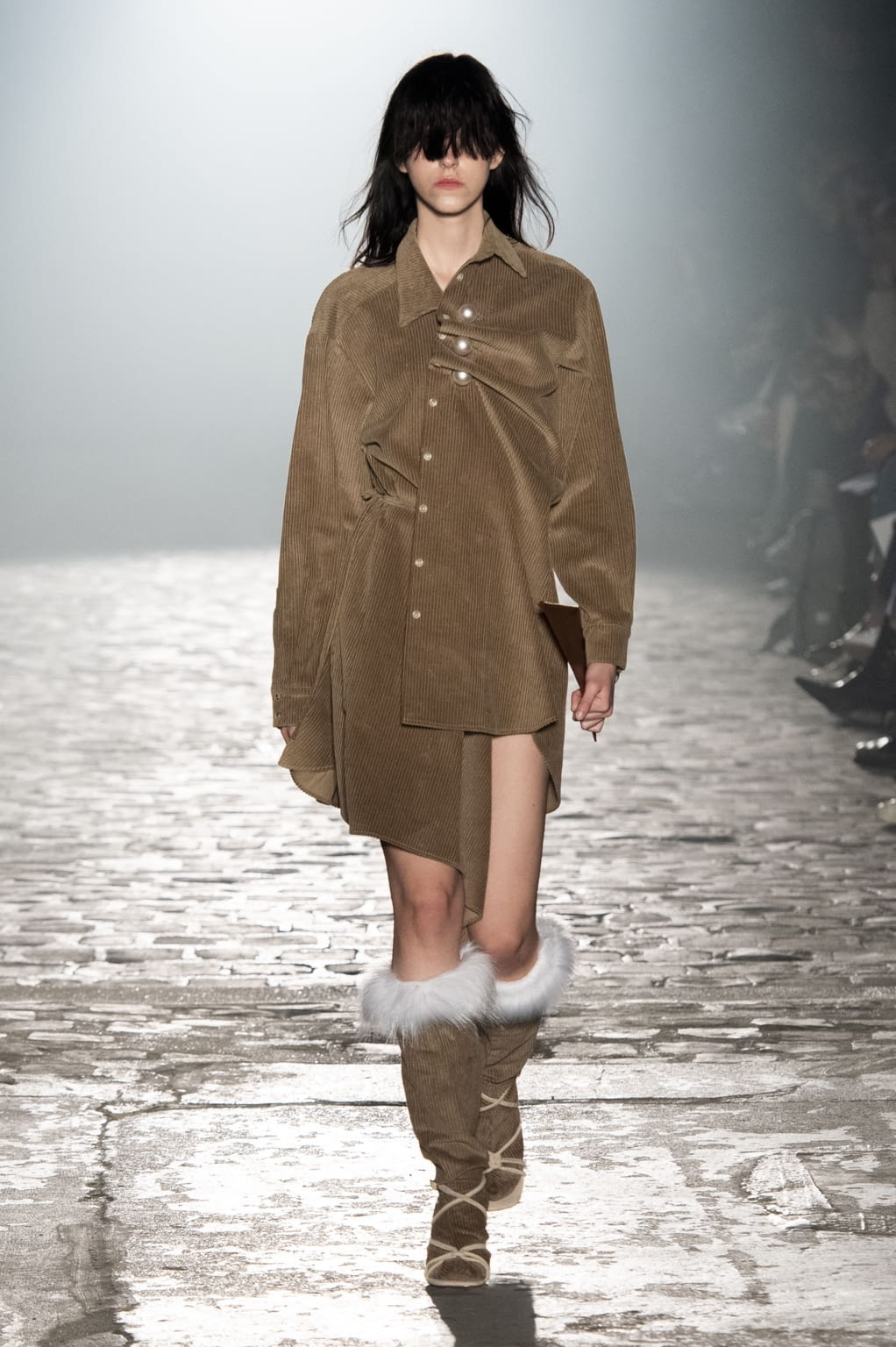 Fashion Week Paris Fall/Winter 2020 look 23 from the Kimhekim collection womenswear
