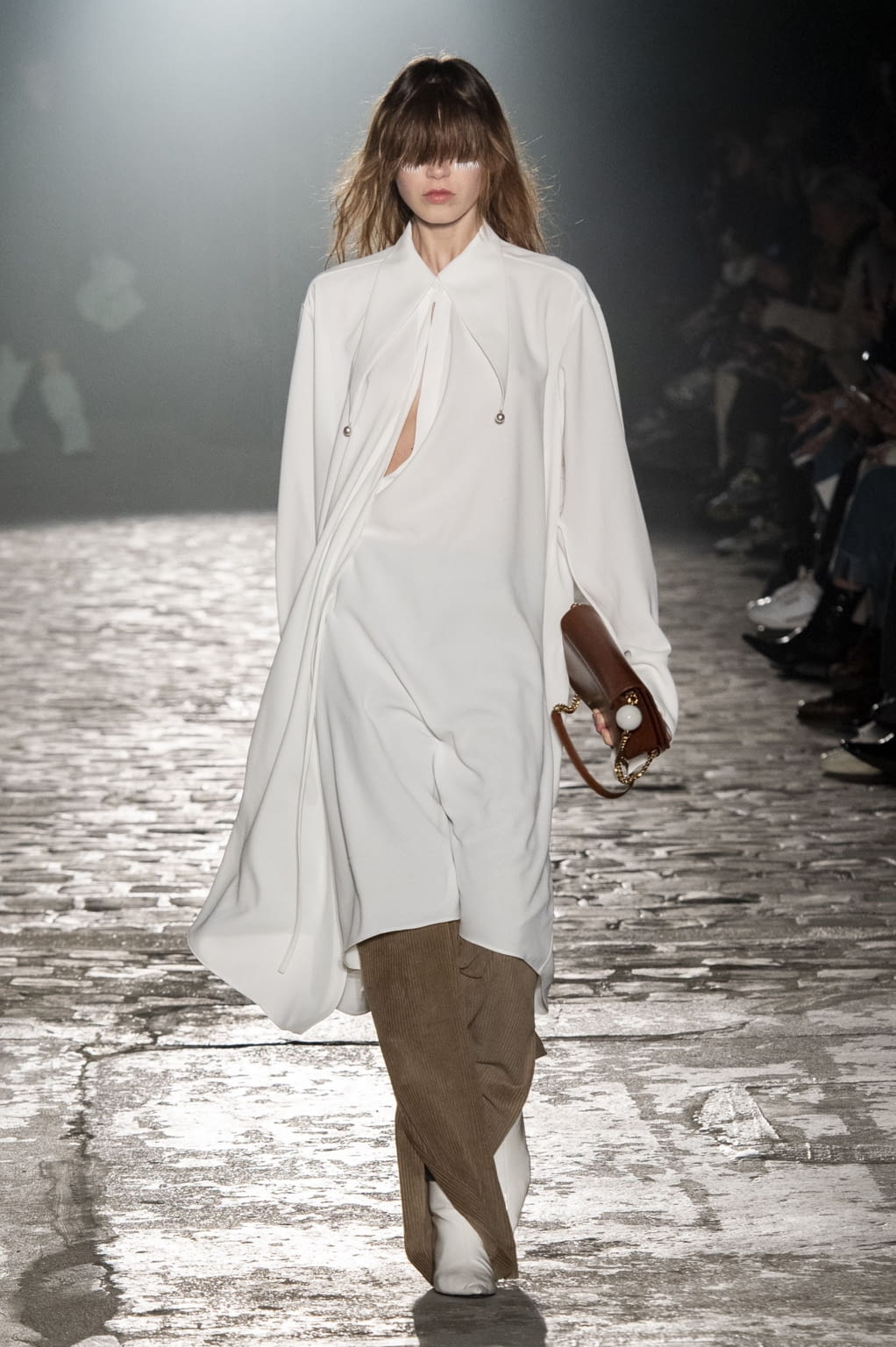 Fashion Week Paris Fall/Winter 2020 look 30 from the Kimhekim collection womenswear