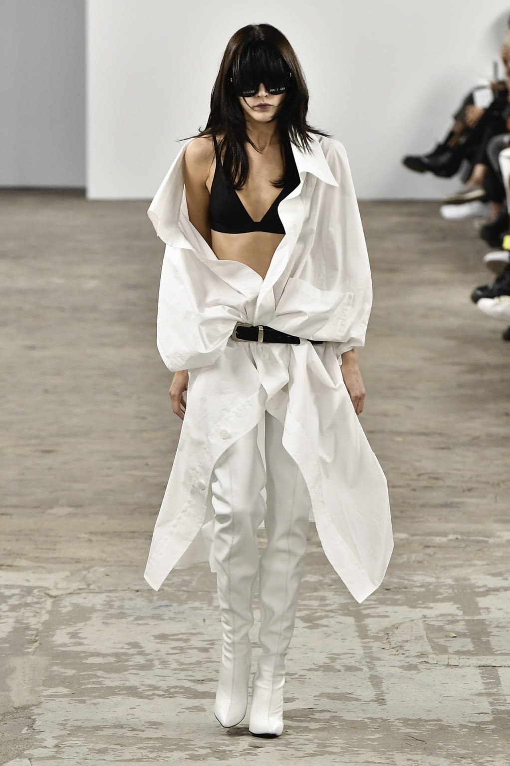Fashion Week Paris Spring/Summer 2020 look 18 from the Kimhekim collection womenswear
