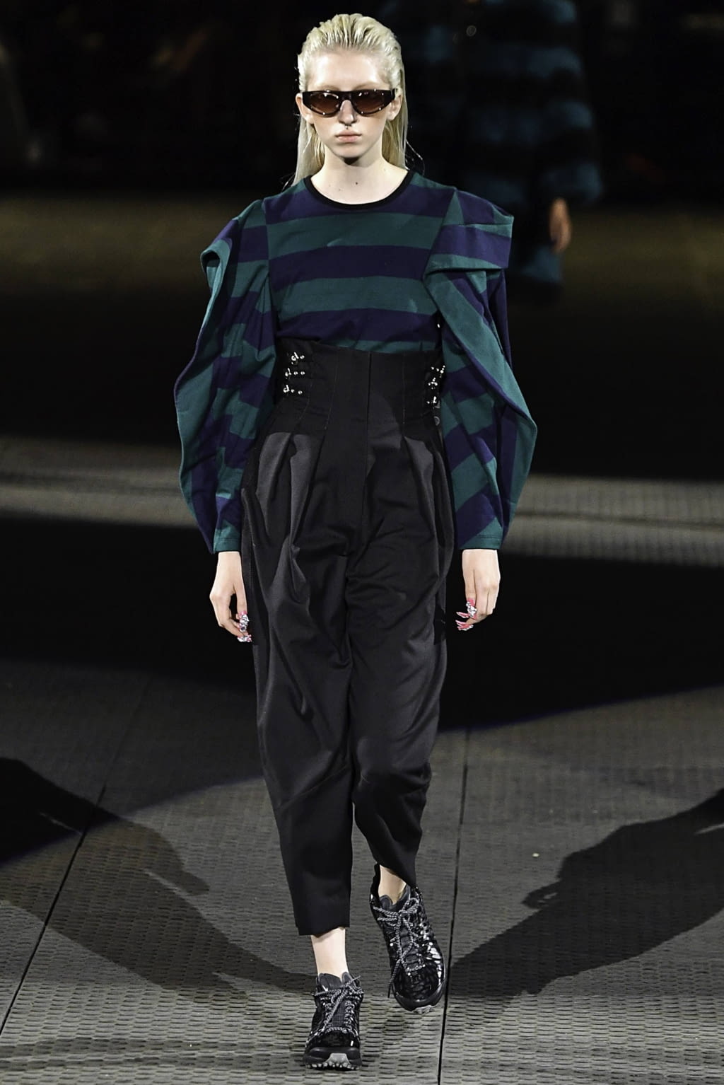 Fashion Week Paris Fall/Winter 2019 look 14 from the Koché collection 女装
