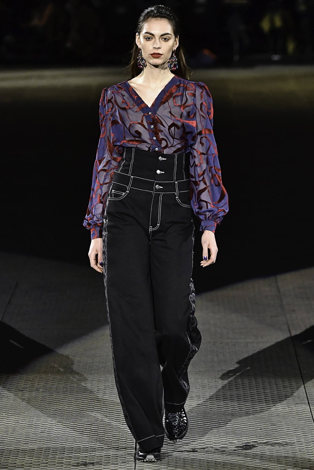 Fashion Week Paris Fall/Winter 2019 look 33 from the Koché collection 女装