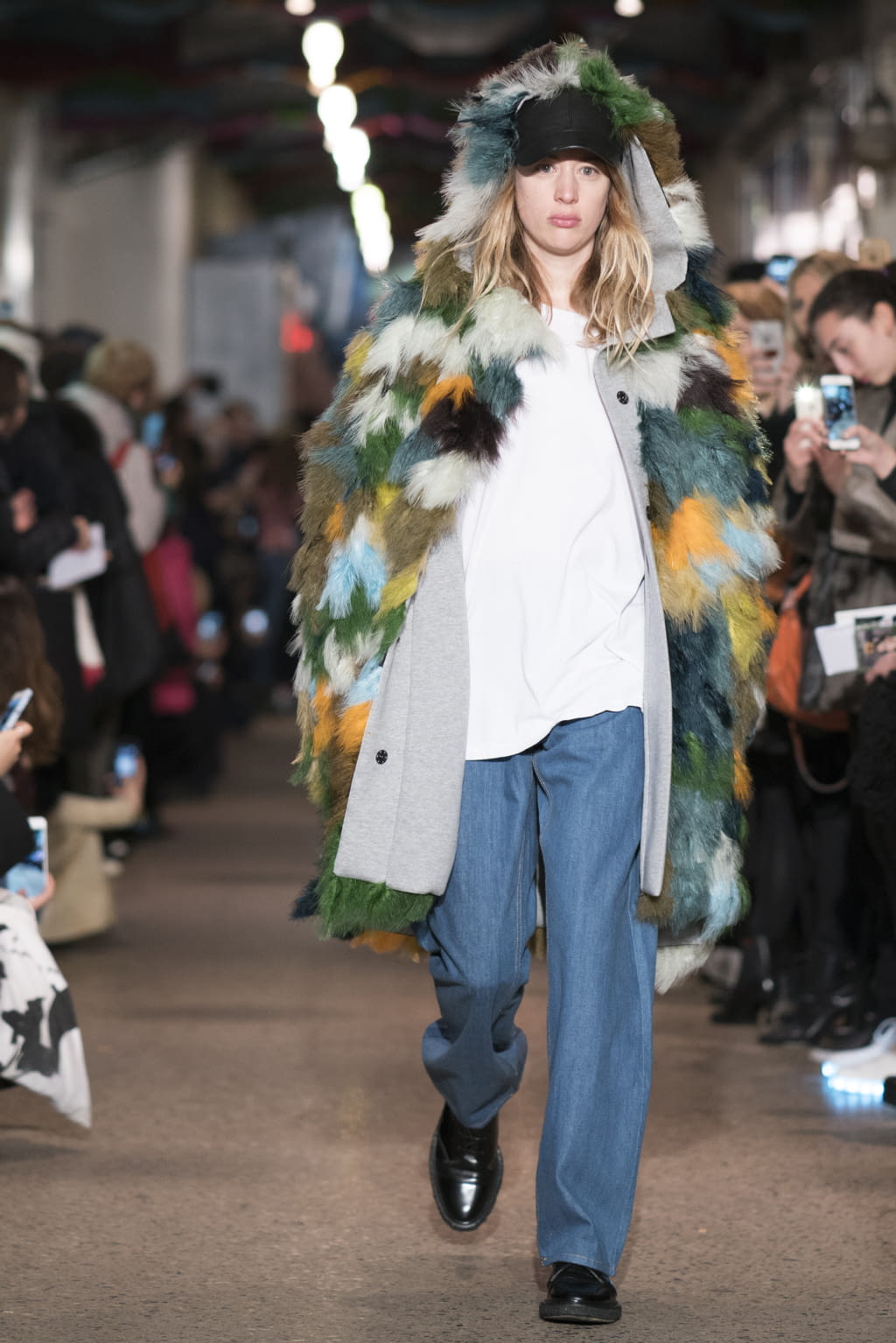Fashion Week Paris Fall/Winter 2016 look 5 from the Koché collection womenswear