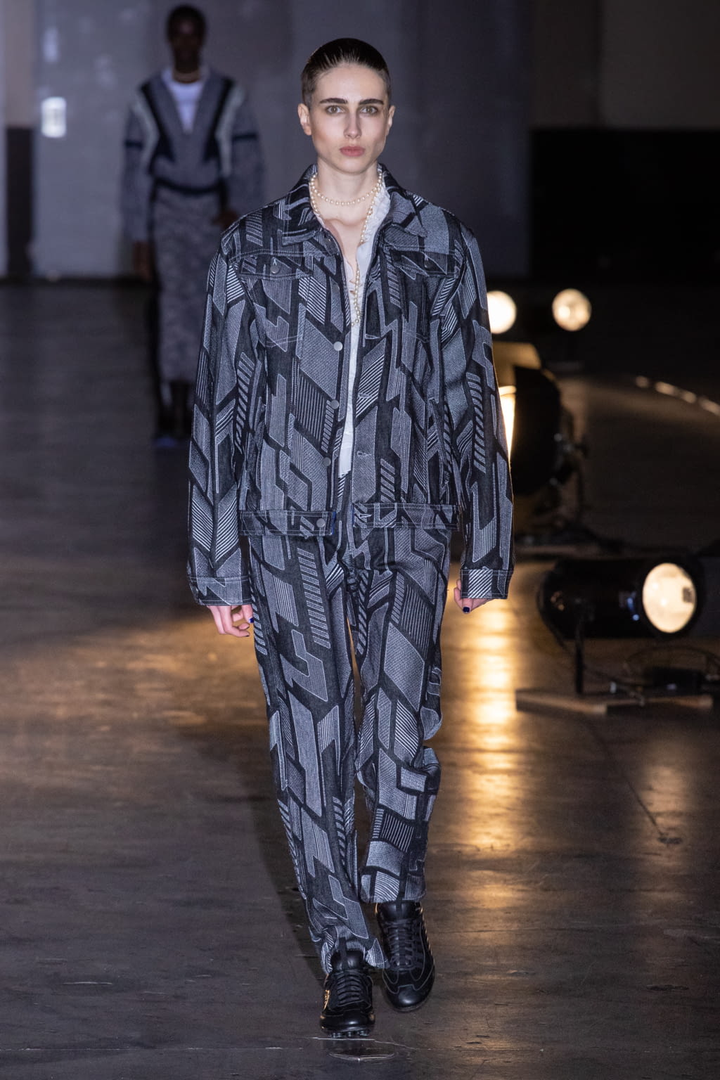 Fashion Week Paris Fall/Winter 2020 look 7 from the Koché collection womenswear